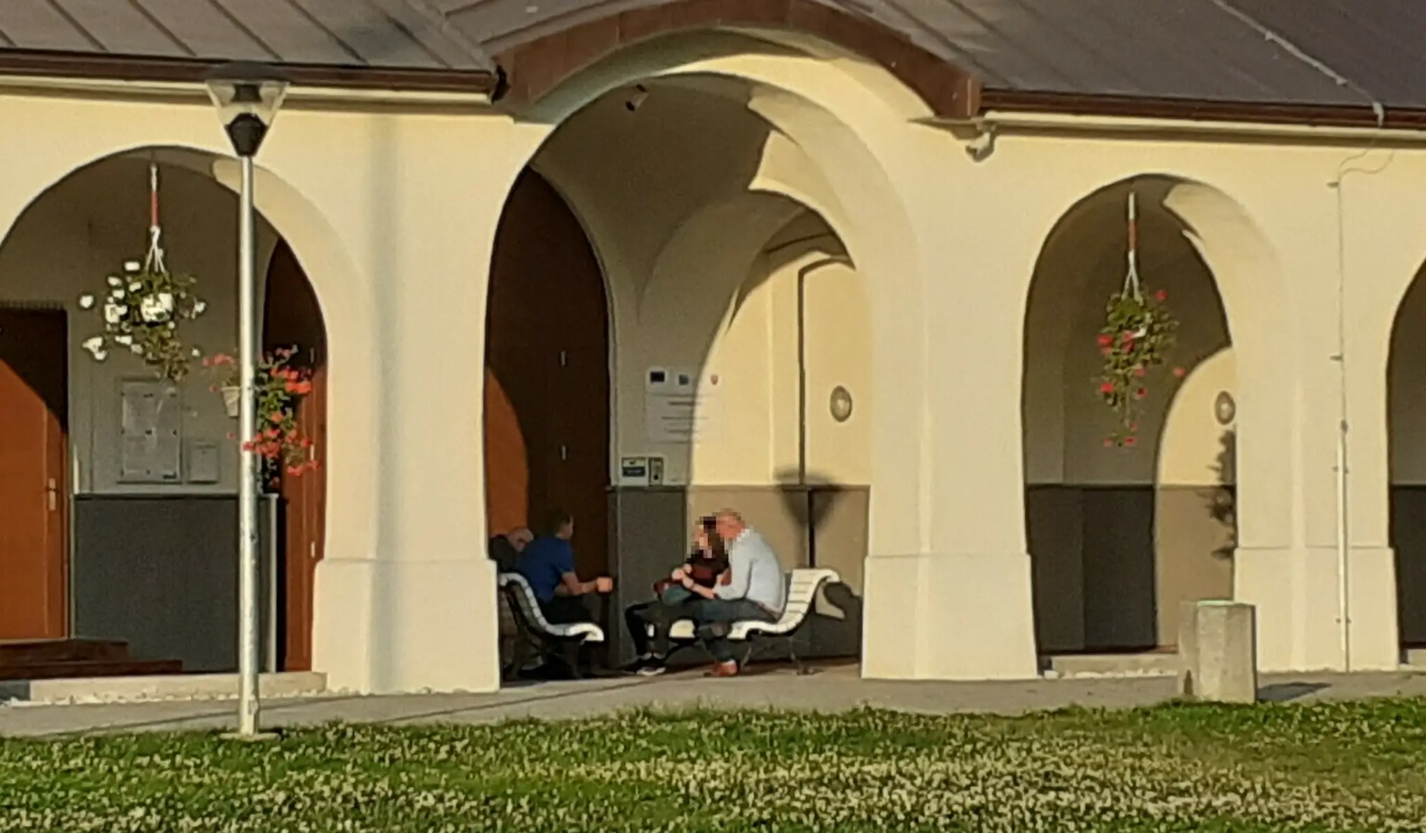 Na snímke výherkyňa počas debaty s ministrom financií v pondelok podvečer v Prešove.