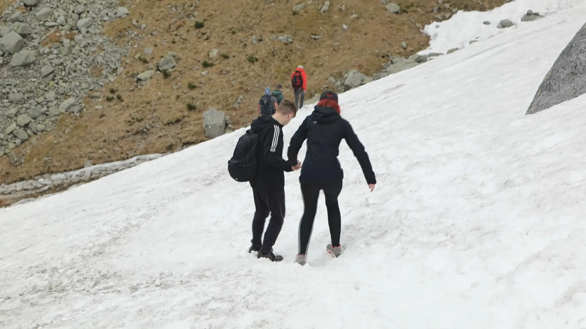 Tatry ešte ponúkajú zimné dozvuky.