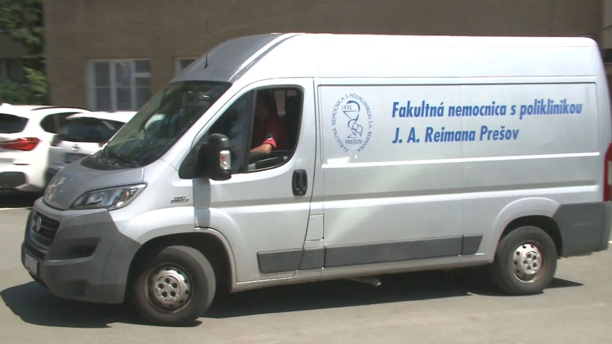 Sťahovanie oddelení nemocnice v Prešove.