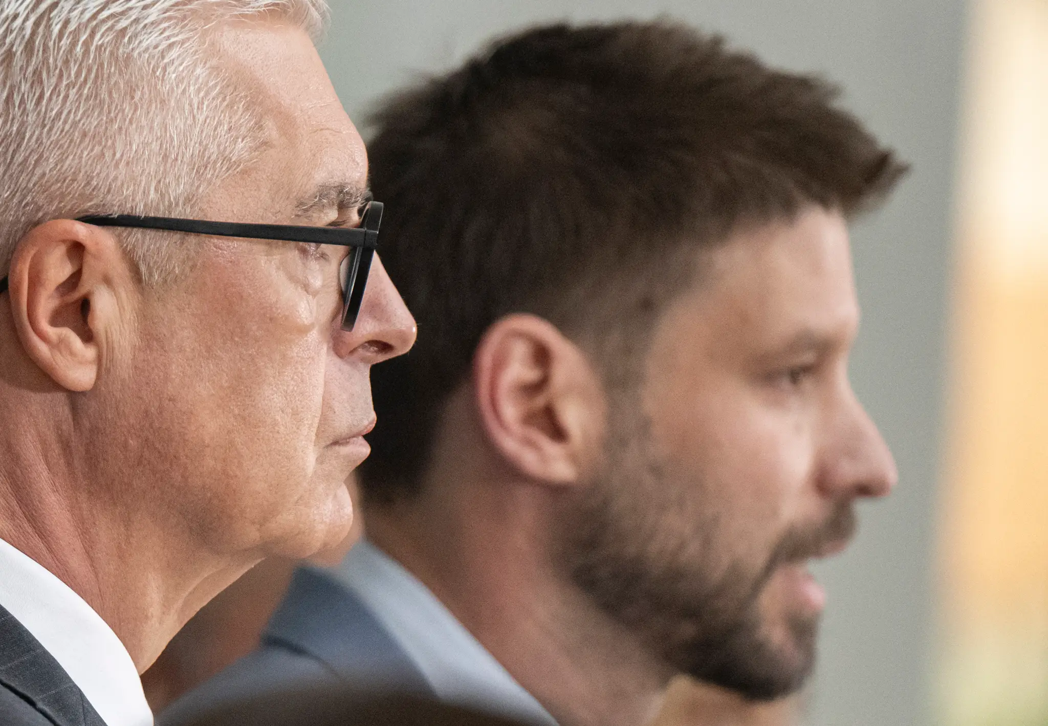 Na snímke zľava bývalý minister zahraničných vecí a neúspešný prezidentský kandidát Ivan Korčok a líder Progresívneho Slovenska (PS) Michal Šimečka