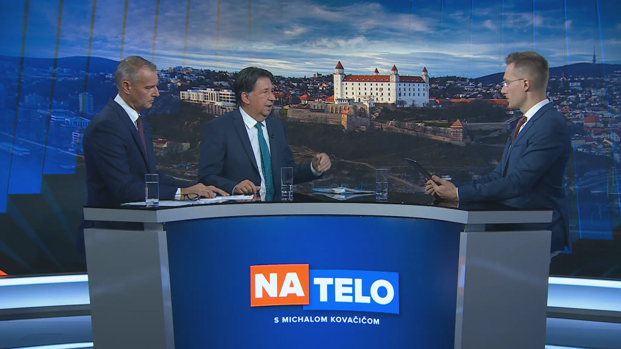 Na telo Budaj a Raši