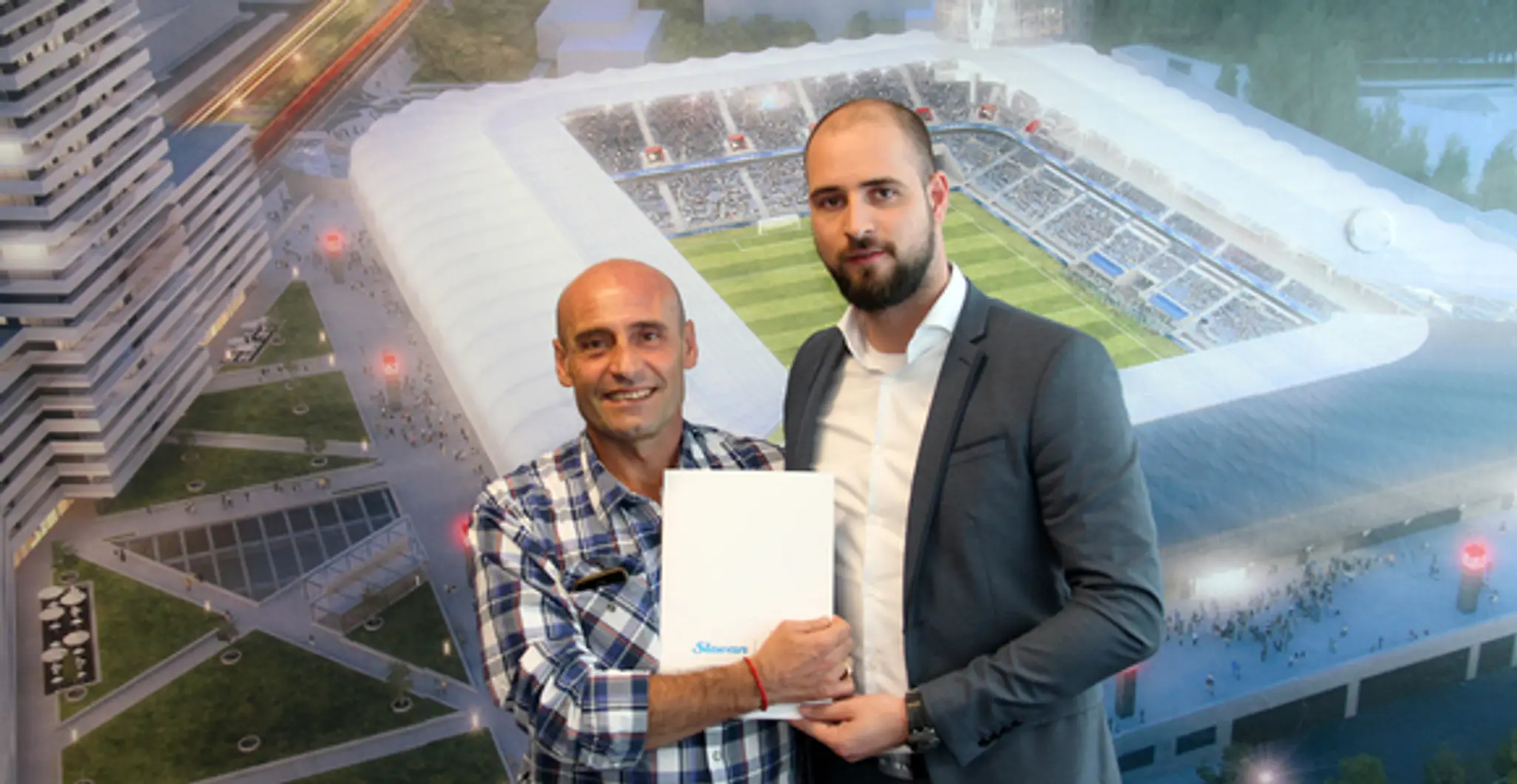 Fabio Nigro a Ivan Komtrík ml. po podpise zmluvy.