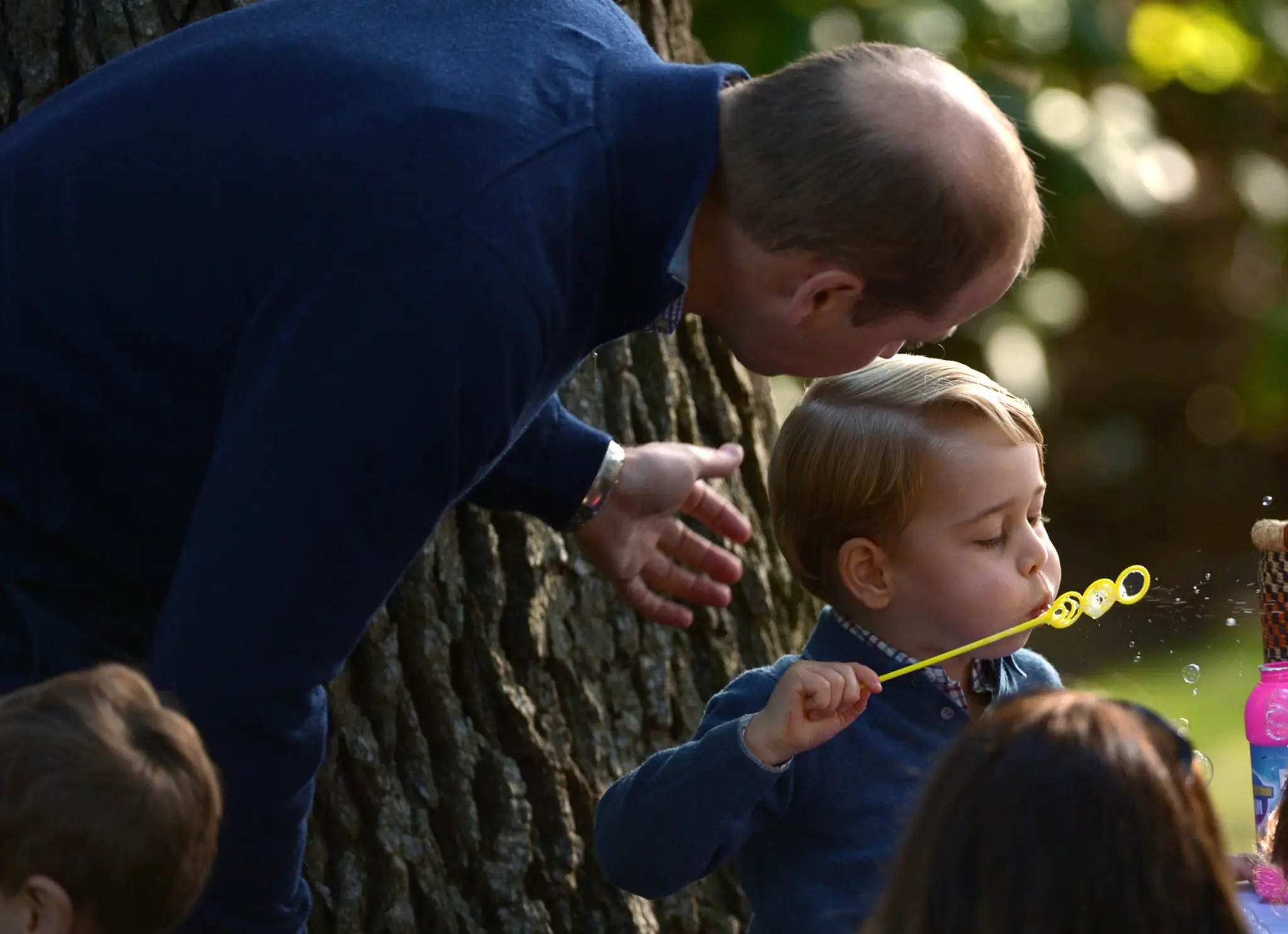 Princ George a princezná Charlotte