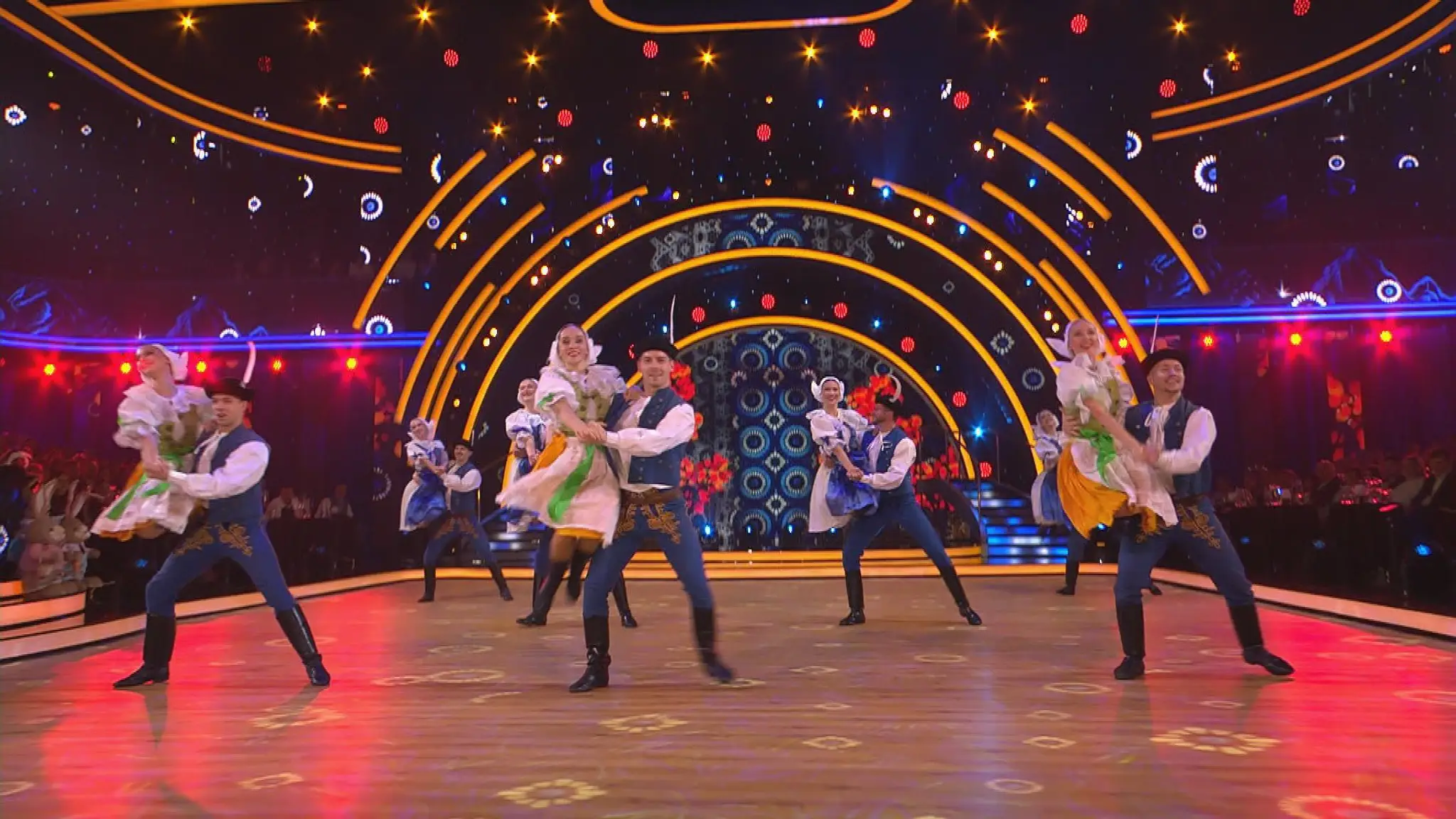Folklórny súbor SĽUK