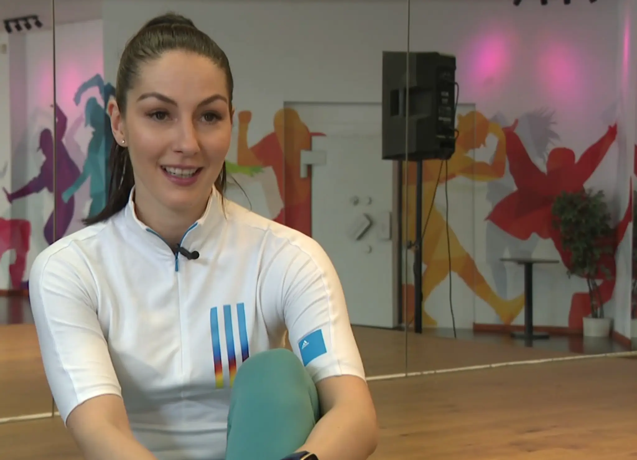Lenka má napriek zdravotným prekážkam vytúženú prácu profesionálnej tanečnice.