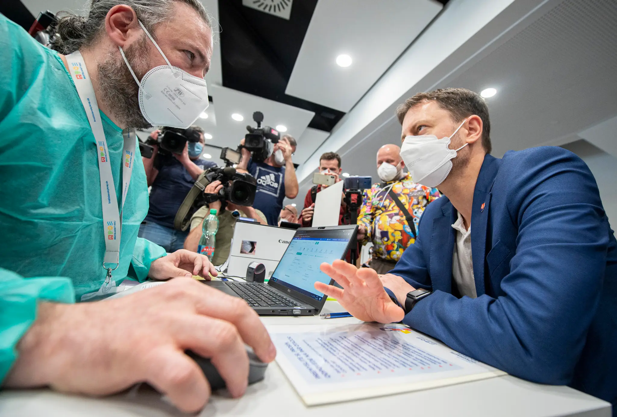 Eduard Heger prišiel na očkovanie vakcínou AstraZeneca.