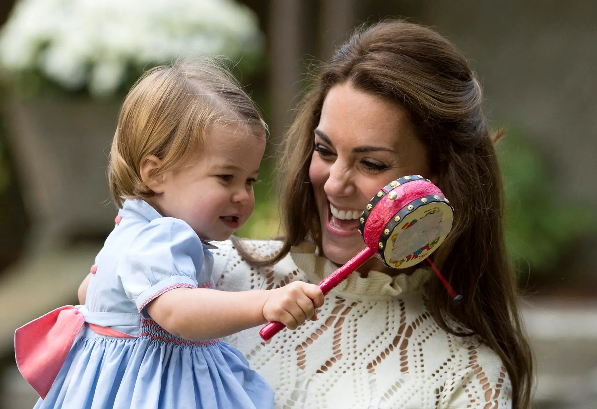 Princ George a princezná Charlotte
