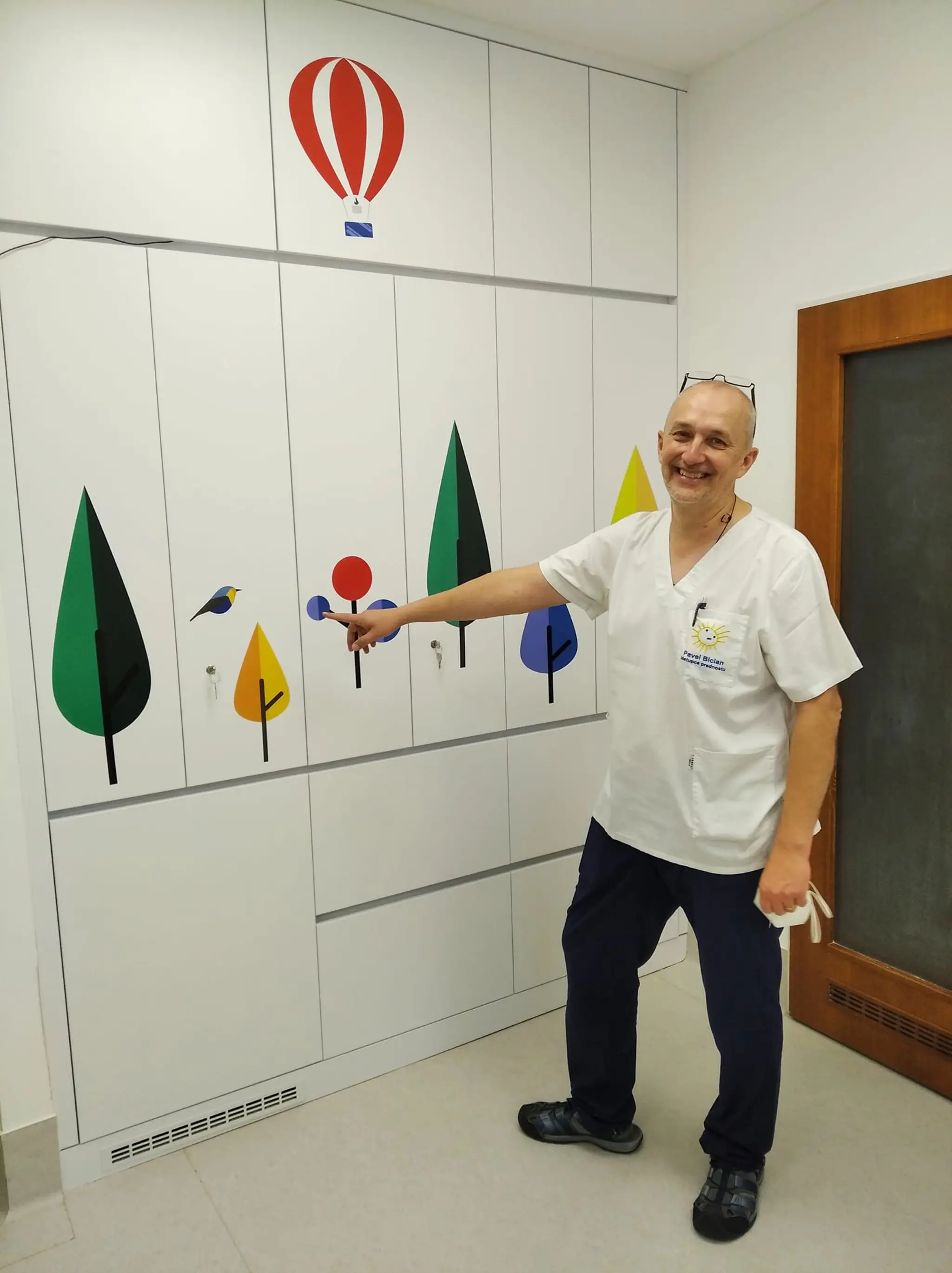 Zakladateľ a predseda o. z. Svetielko nádeje MUDr. Pavol Bician.