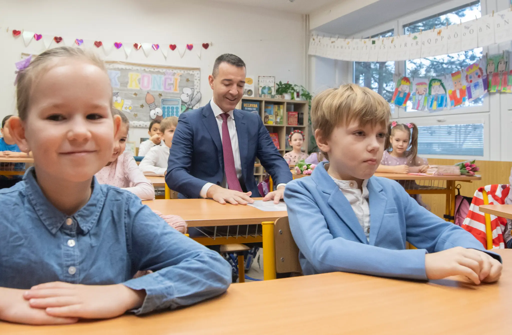 Tomáš Drucker na Základnej škole.