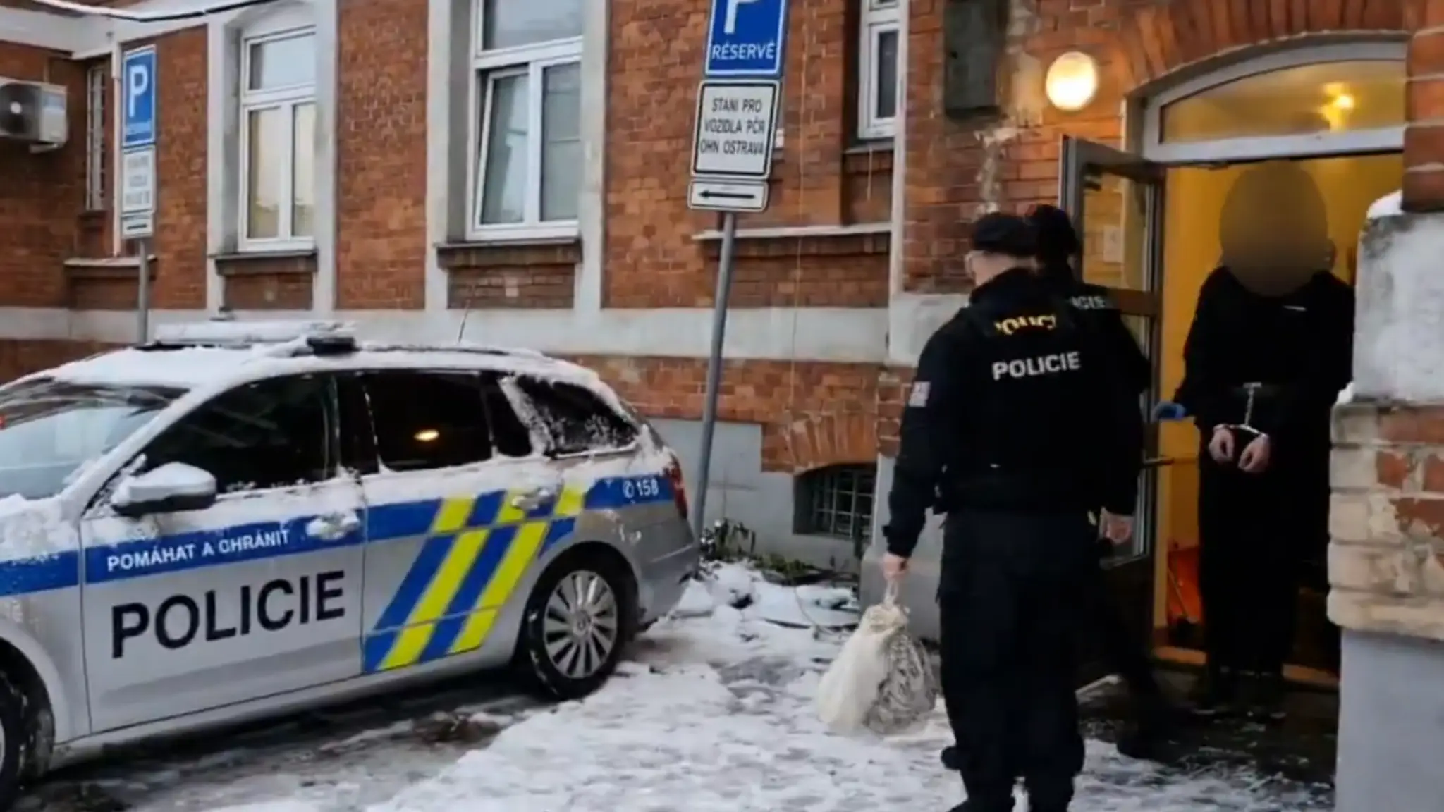 Podozriví mladíci idú za mreže
