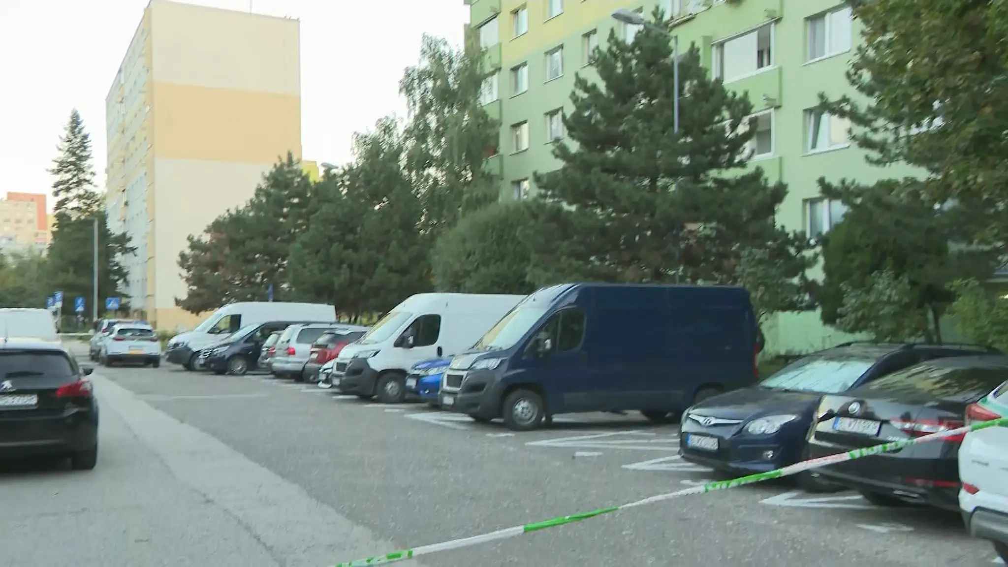 Miesto, kde sa strieľalo, opáskovali policajti.