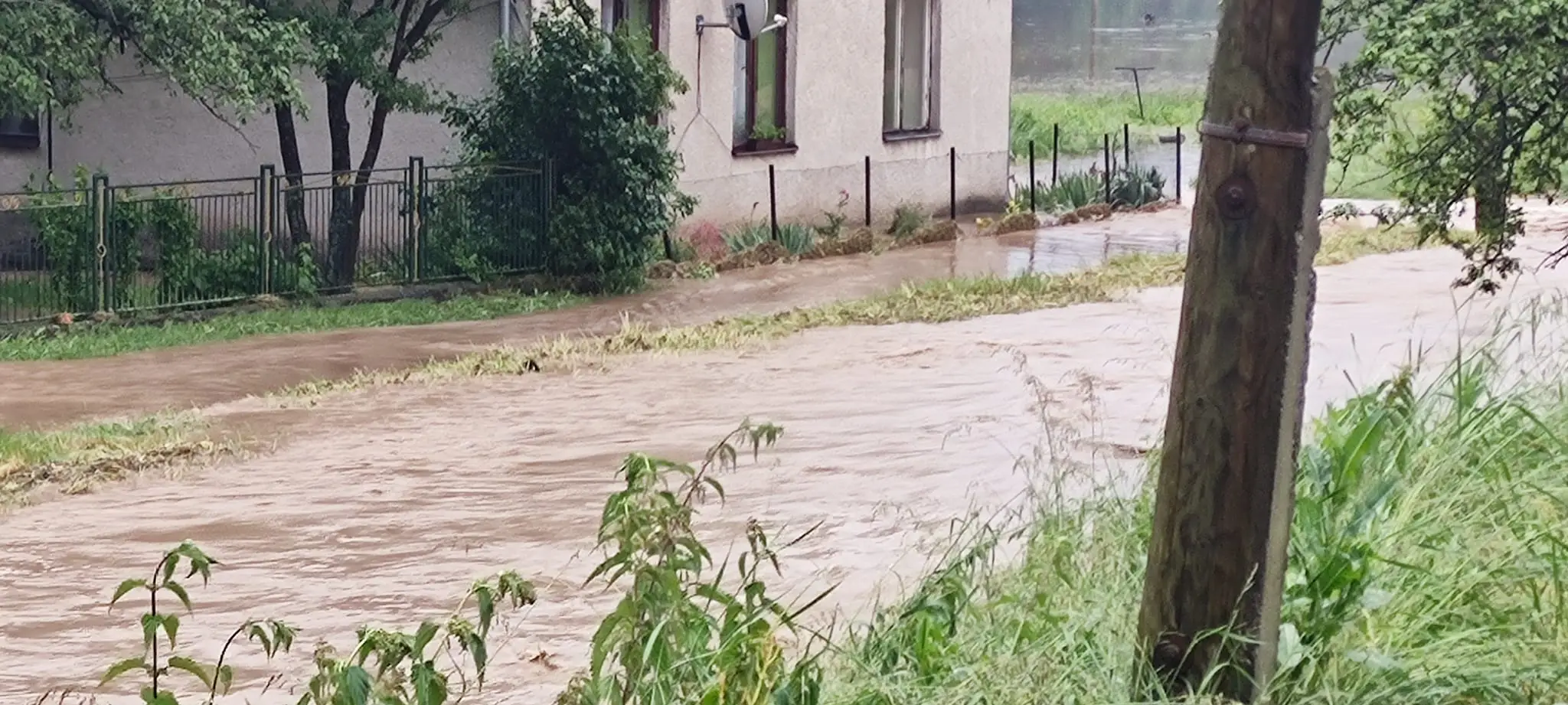 Zaplavená obec Beluj