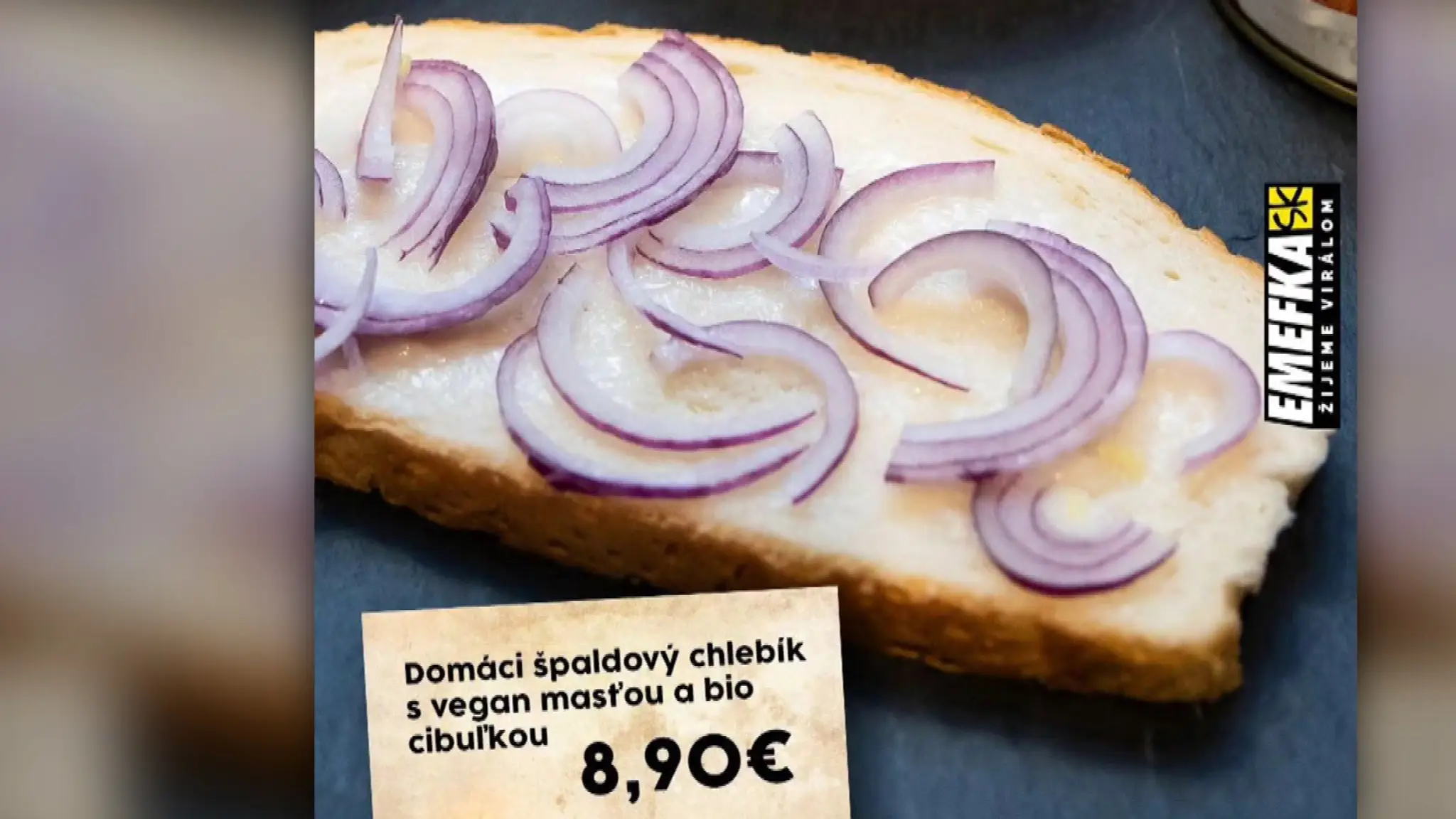Chlieb s masťou a cibuľou