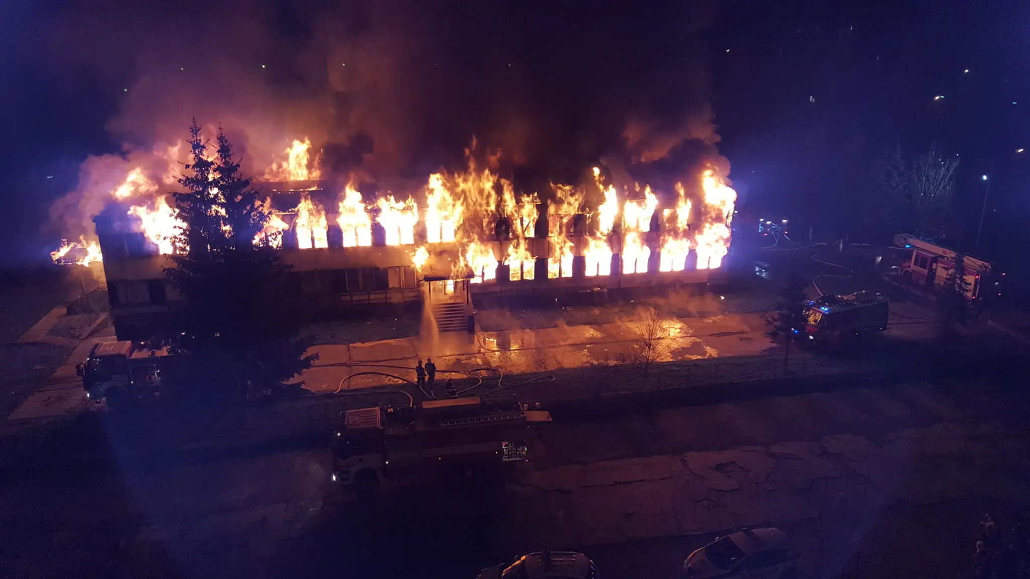 Veľký požiar budovy v Považskej Bystrici.