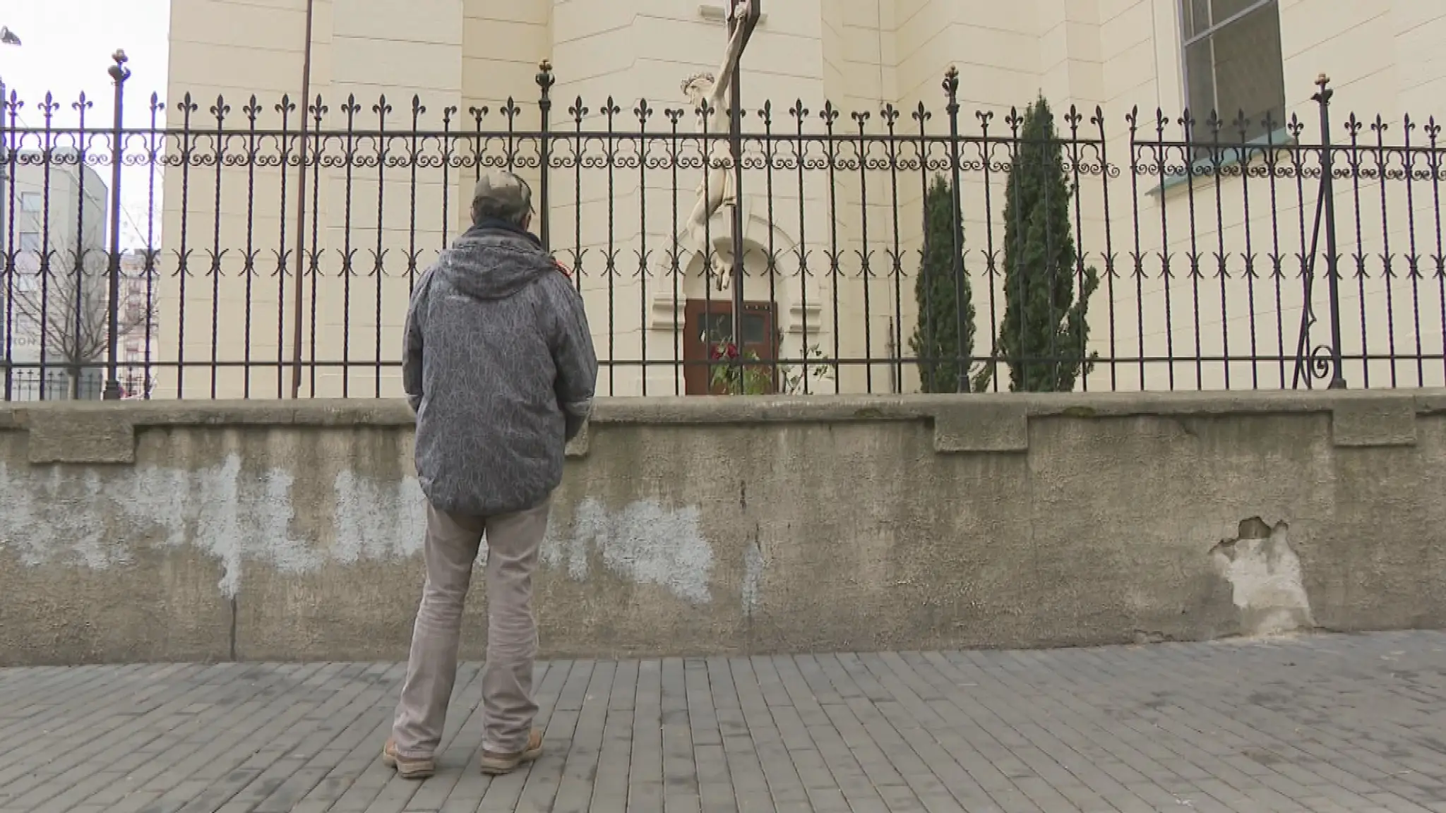 Bezdomovec stráca zrak