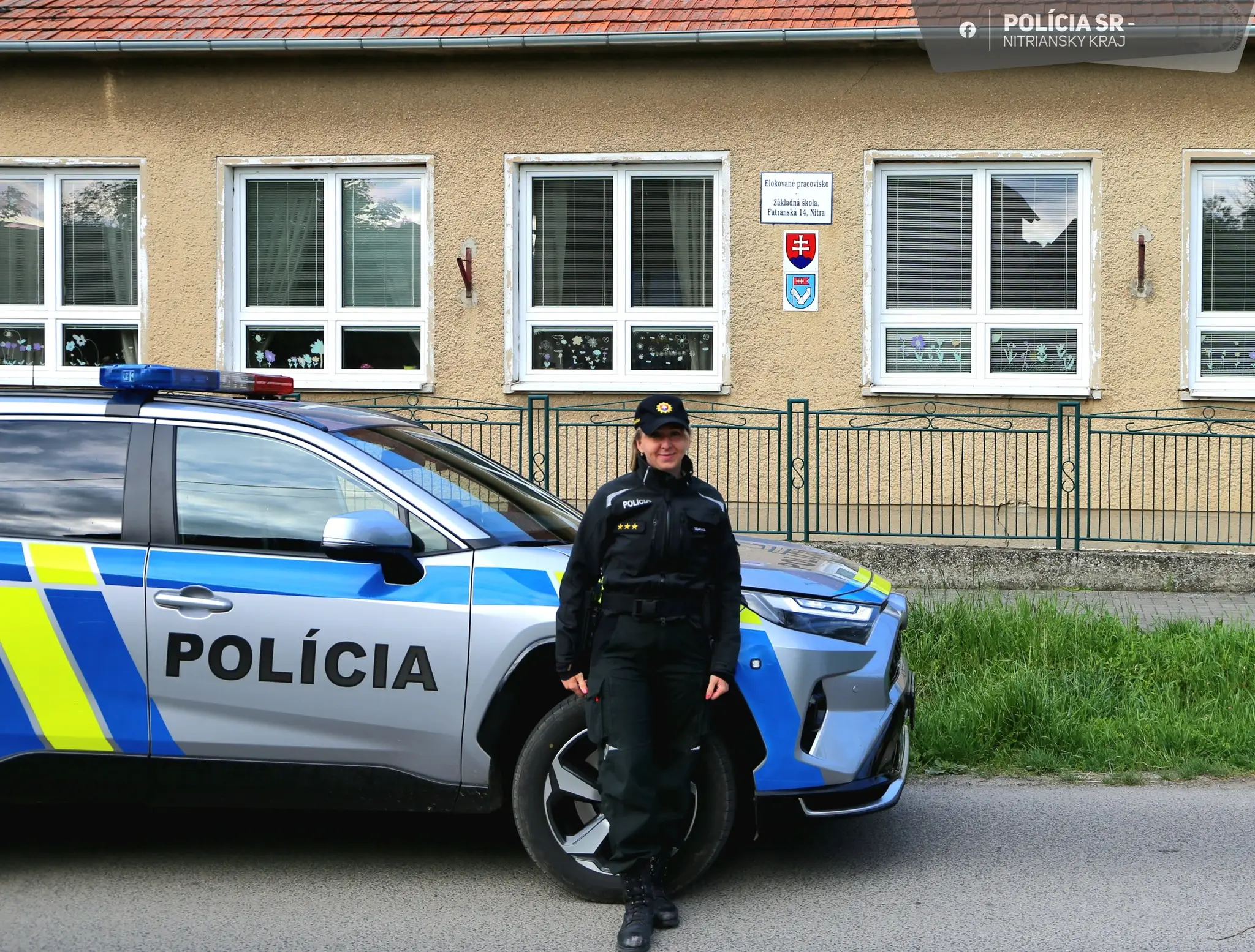 Školy strážia po výhražných e-mailoch policajti.