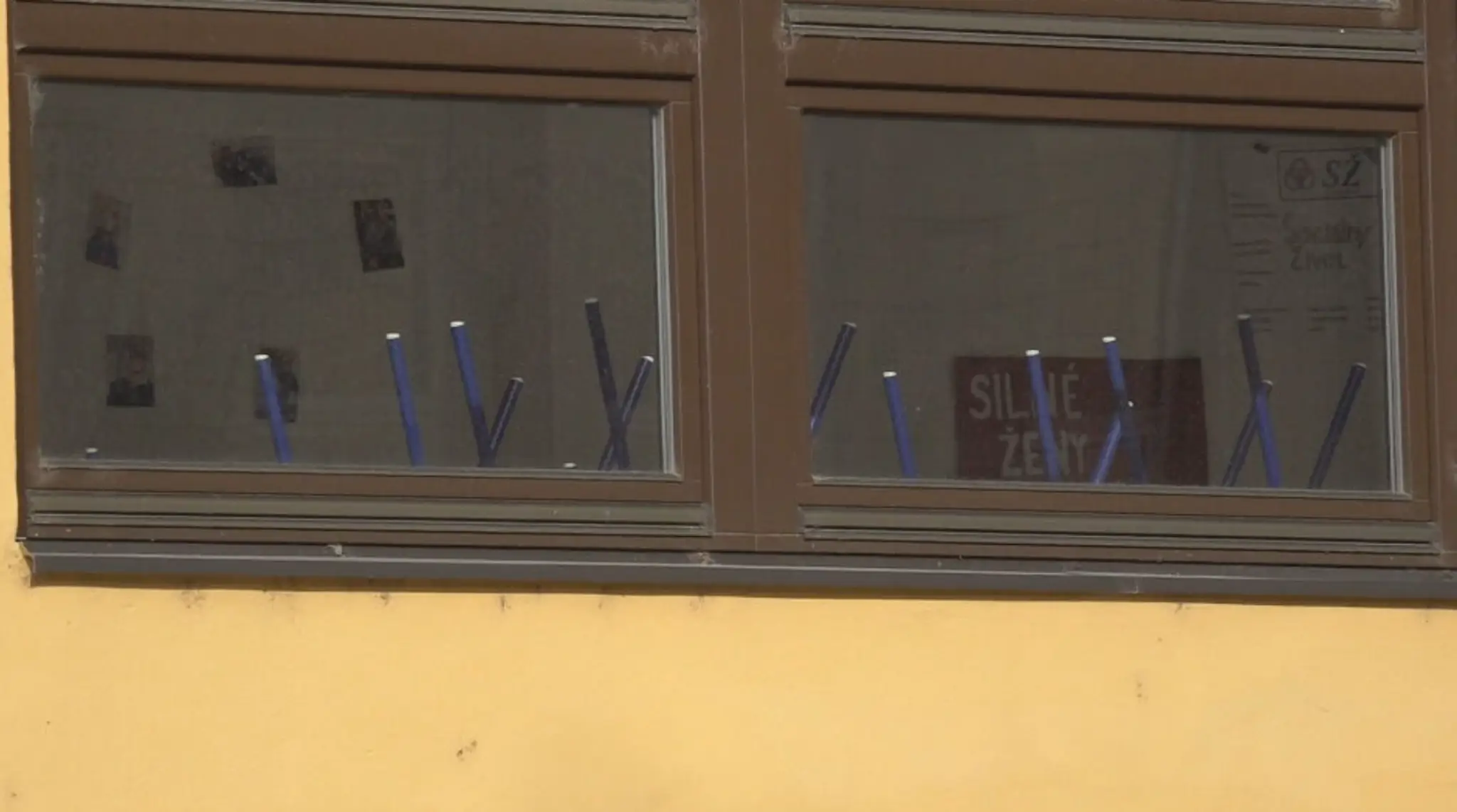 Pohľad do okna gymnázia