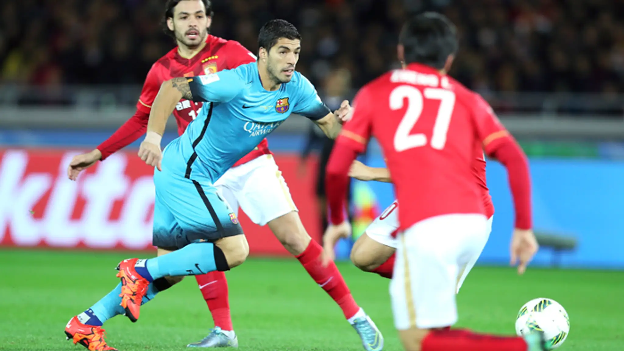 Hráč FC Barcelona Luis Suarez počas semifinále na MS klubov.