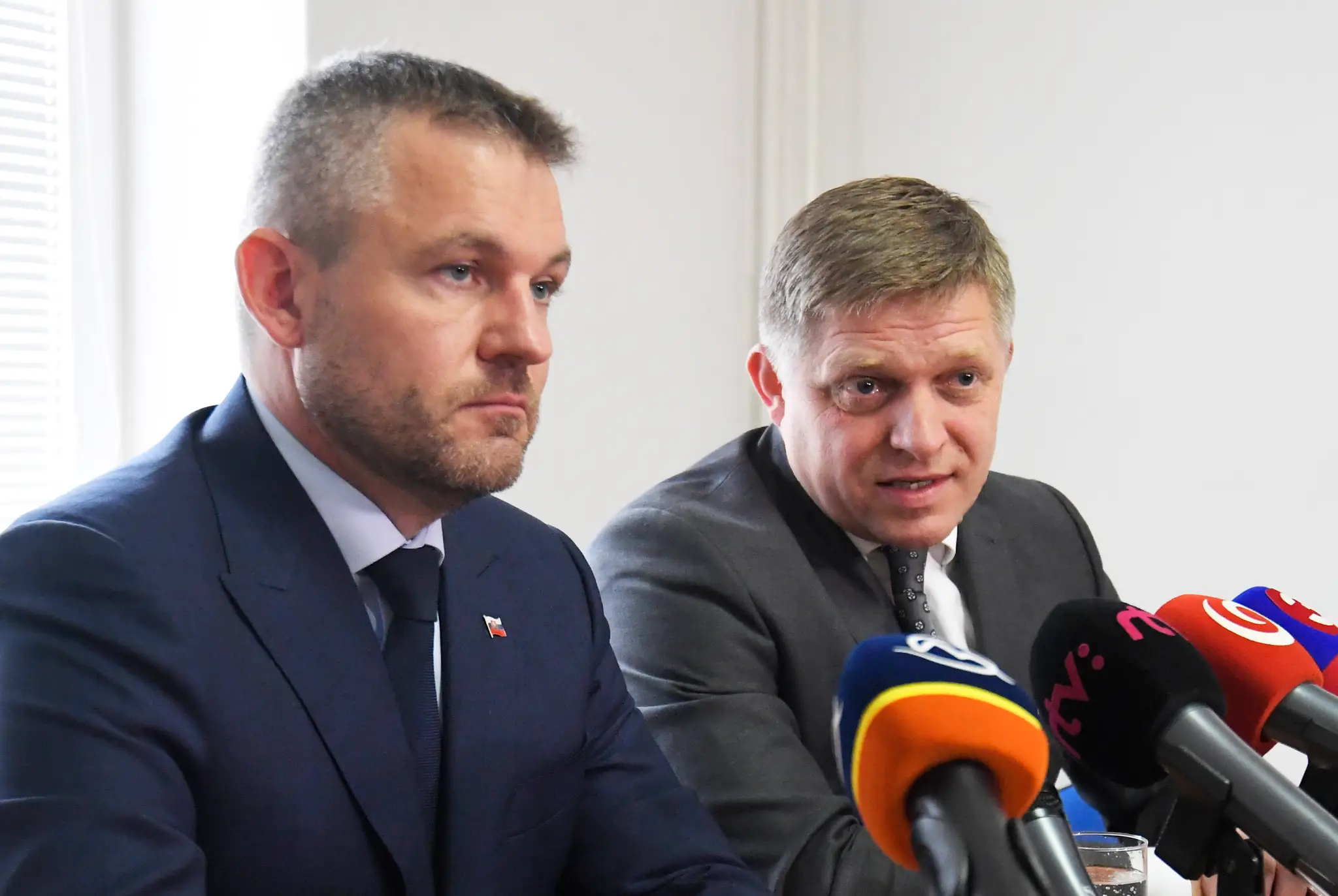 Peter Pellegrini a Robert Fico (archívna snímka z roku 2019)