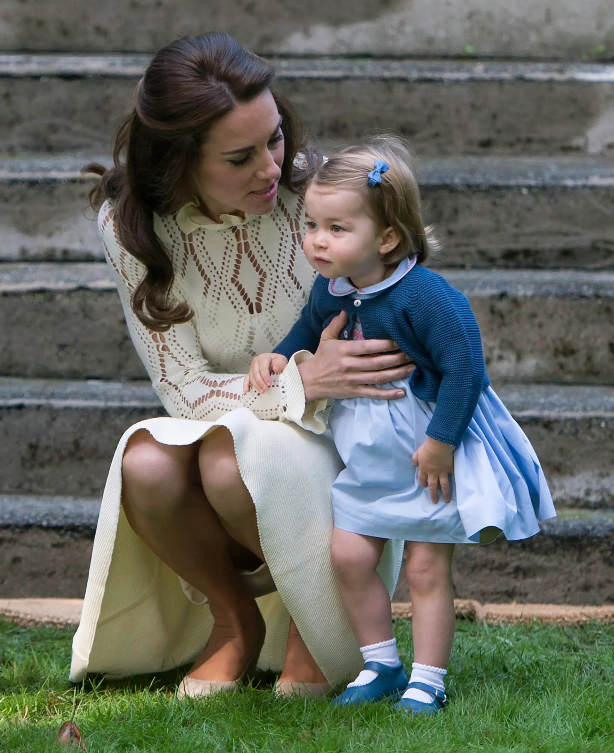 Princ George a princezná Charlotte