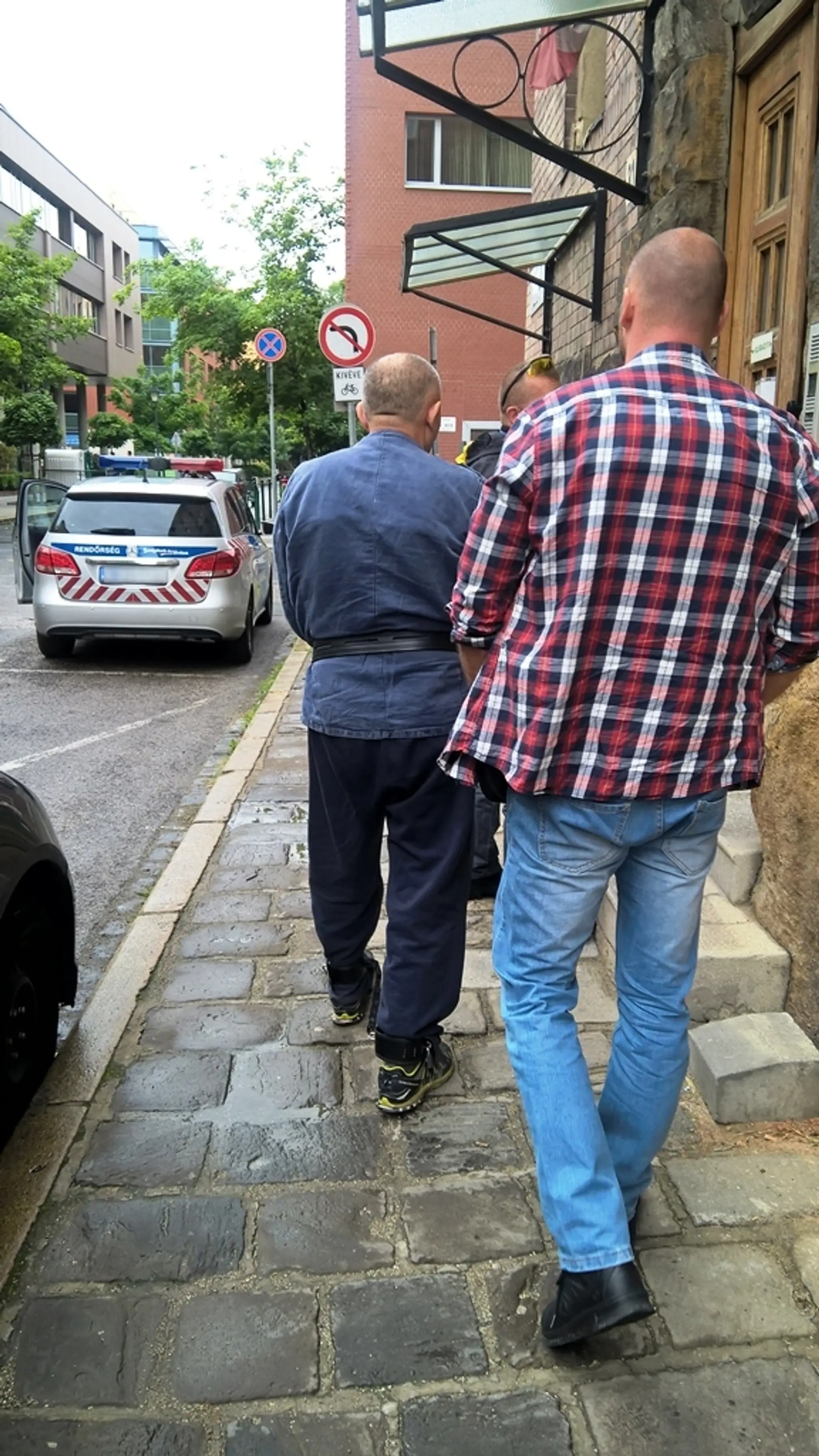 Zadržali medzinárodnú prevádzačskú skupinu