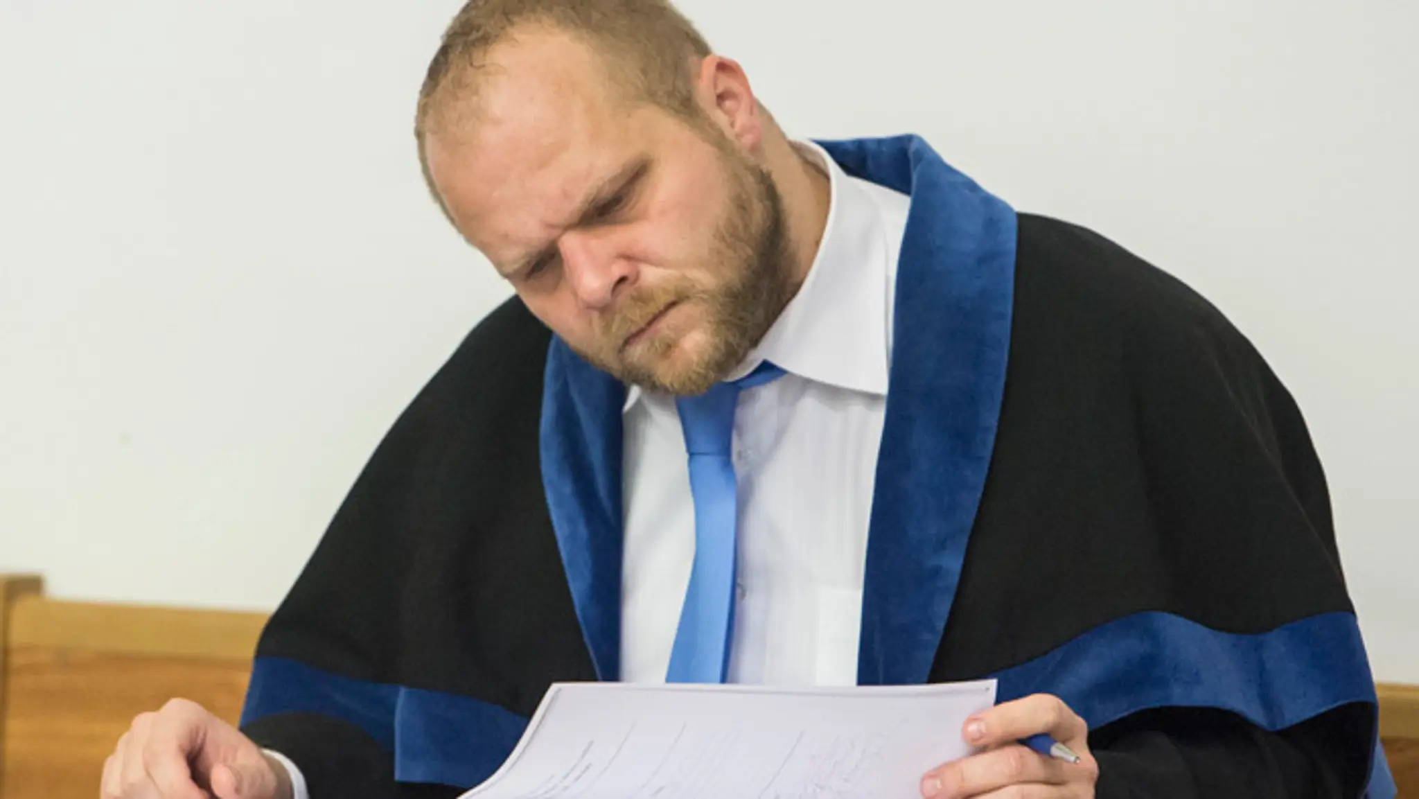 Karin ako Lana Del Rey s tanečníkom Tonym Poruchom.