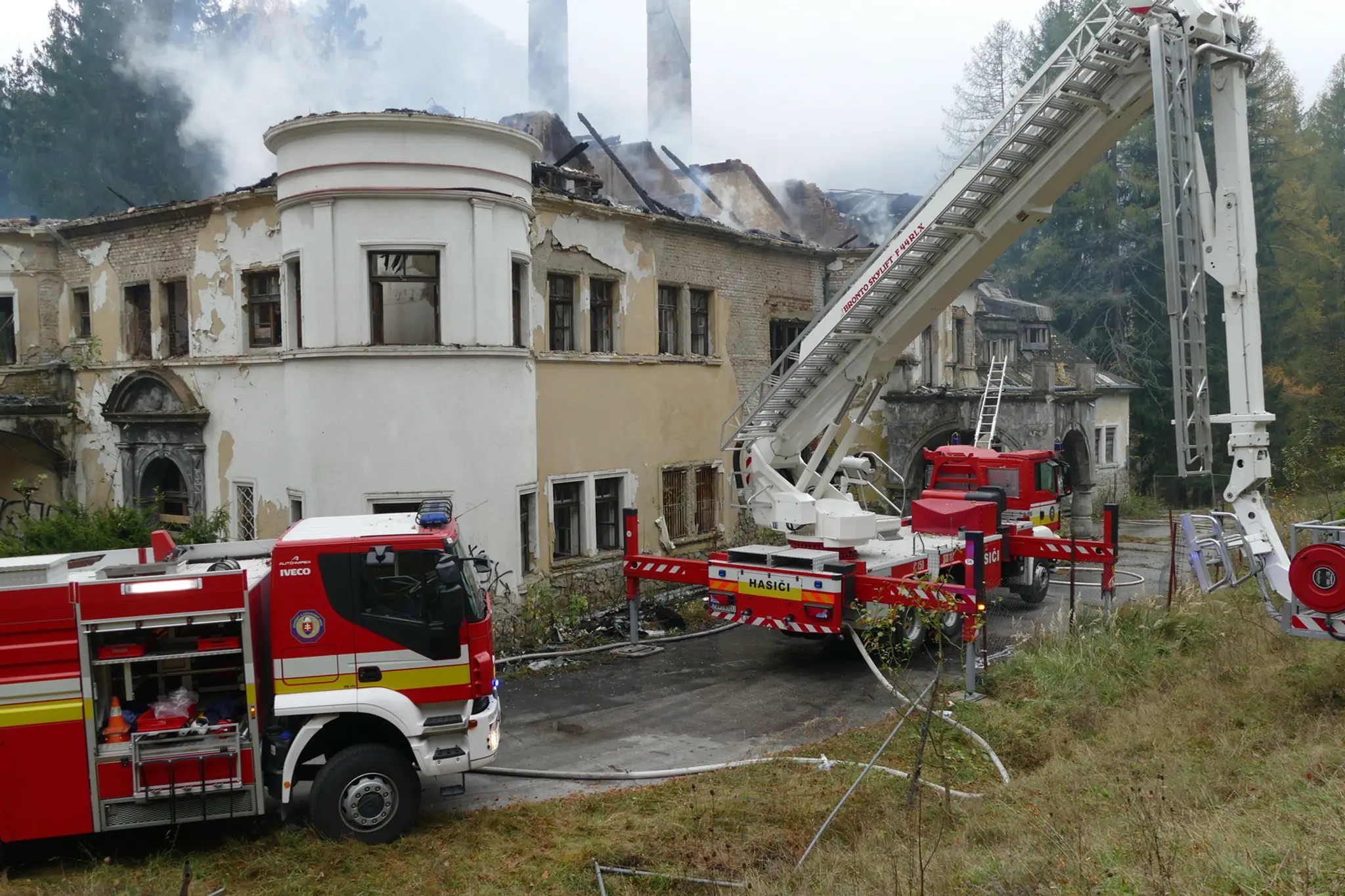 Kaštieľ v Kunerade zhorel.