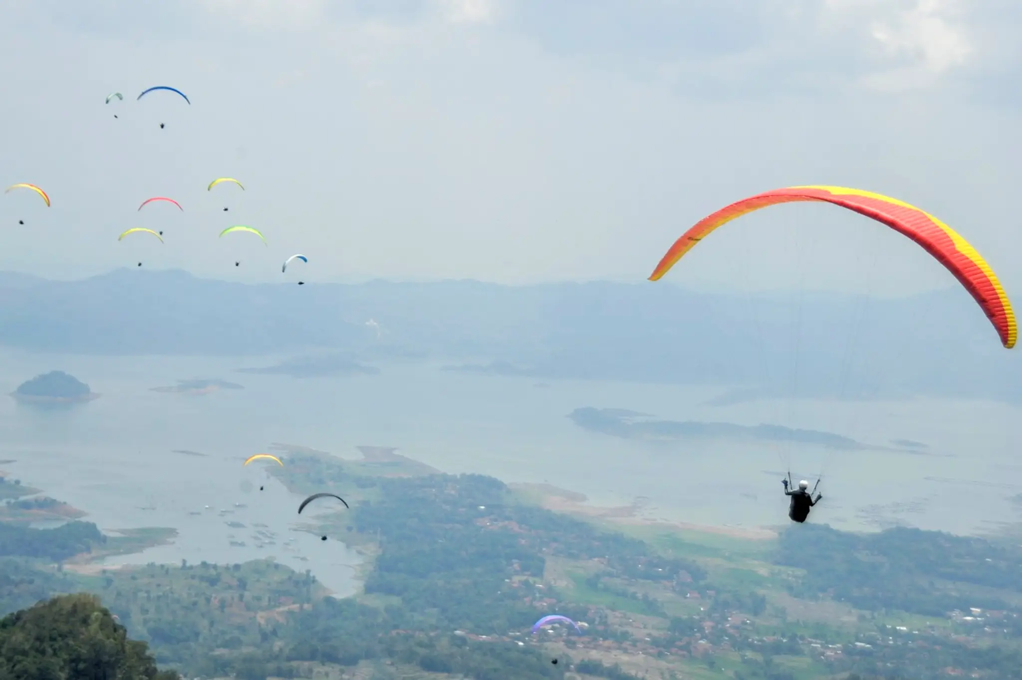 Paraglajding - ilustračná snímka