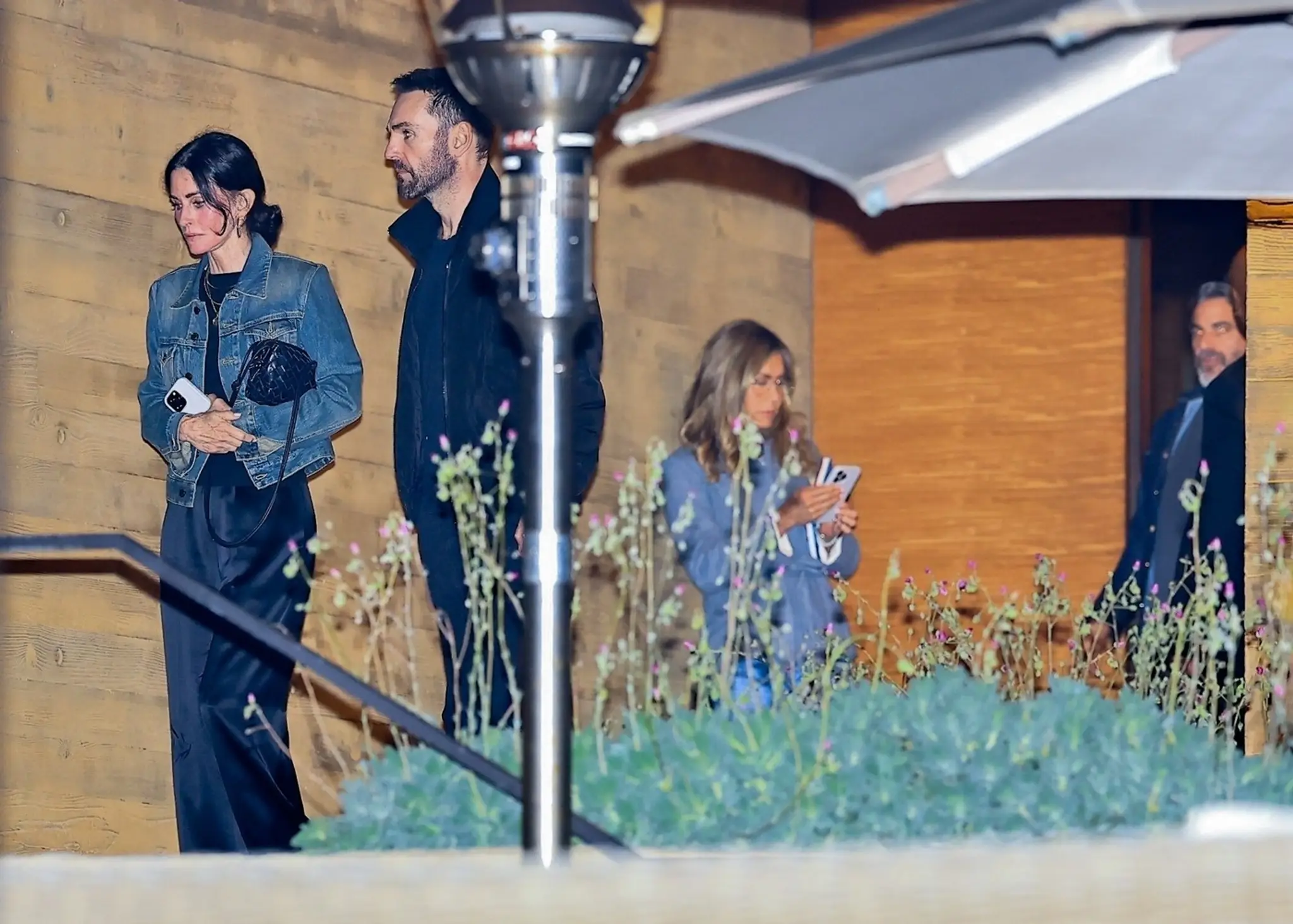 Dvojité rande hviezd Priateľov: Jennifer Aniston s novou láskou