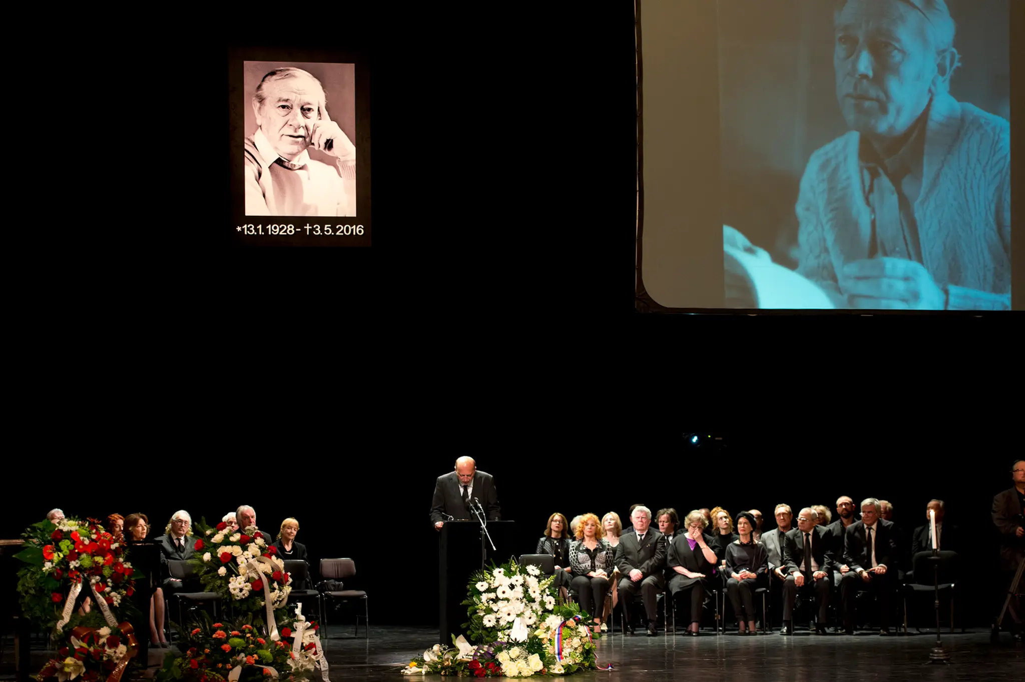 Posledná rozlúčka s Karolom Machatom.