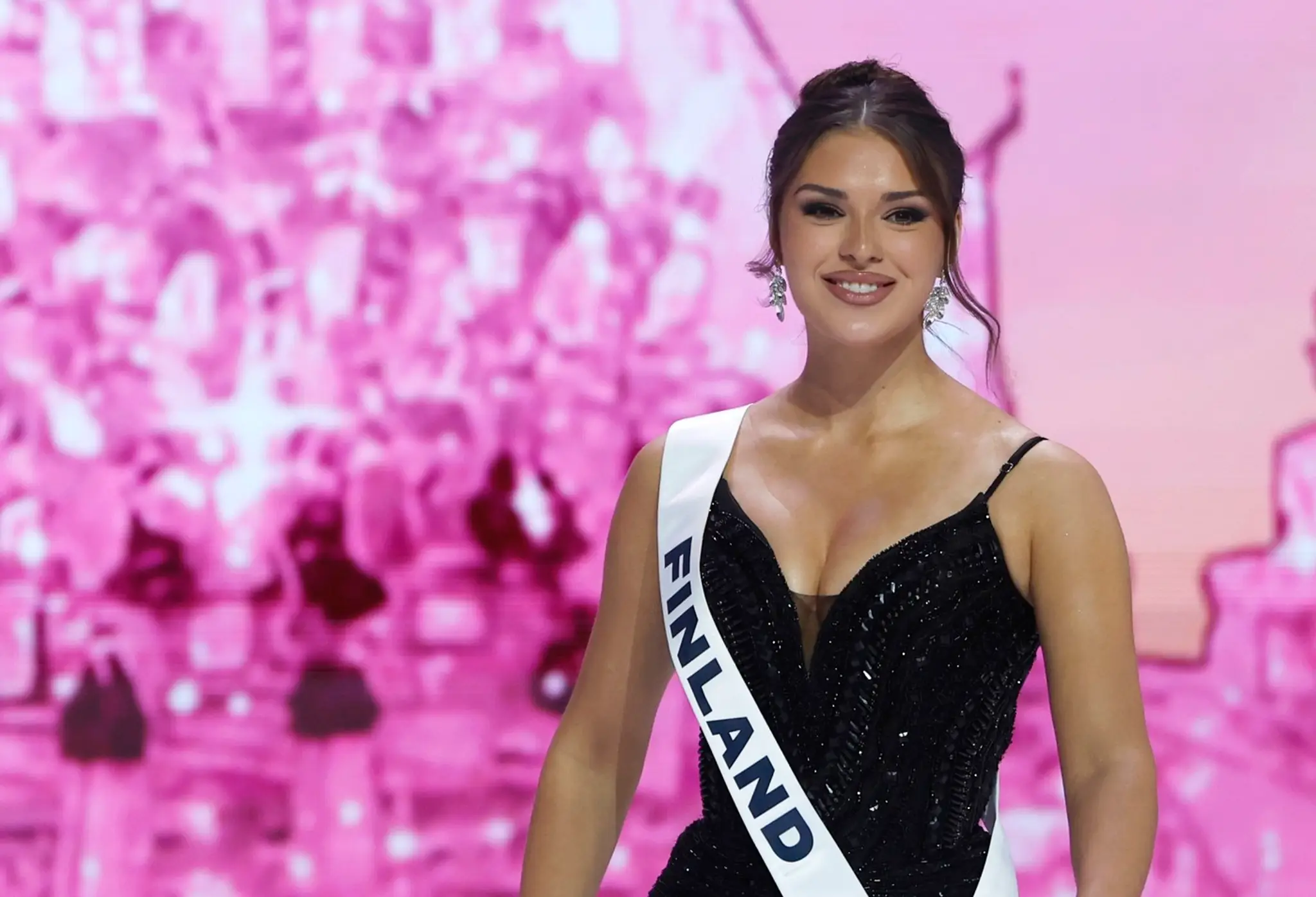 Fínska zástupkyňa na súťaži Miss Universe Sarah Dzafce.