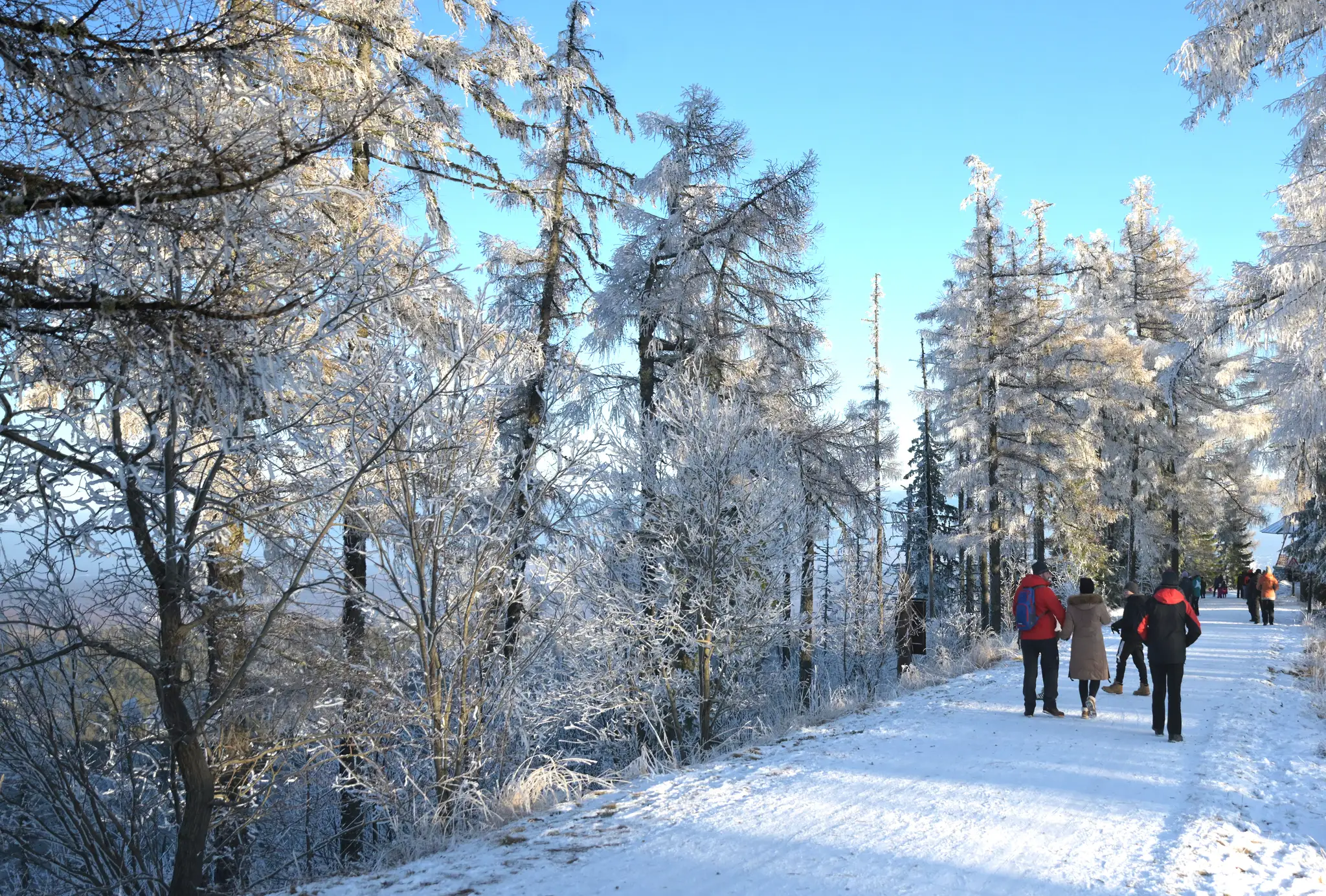 Turisti na Hrebienku vo Vysokých Tatrách