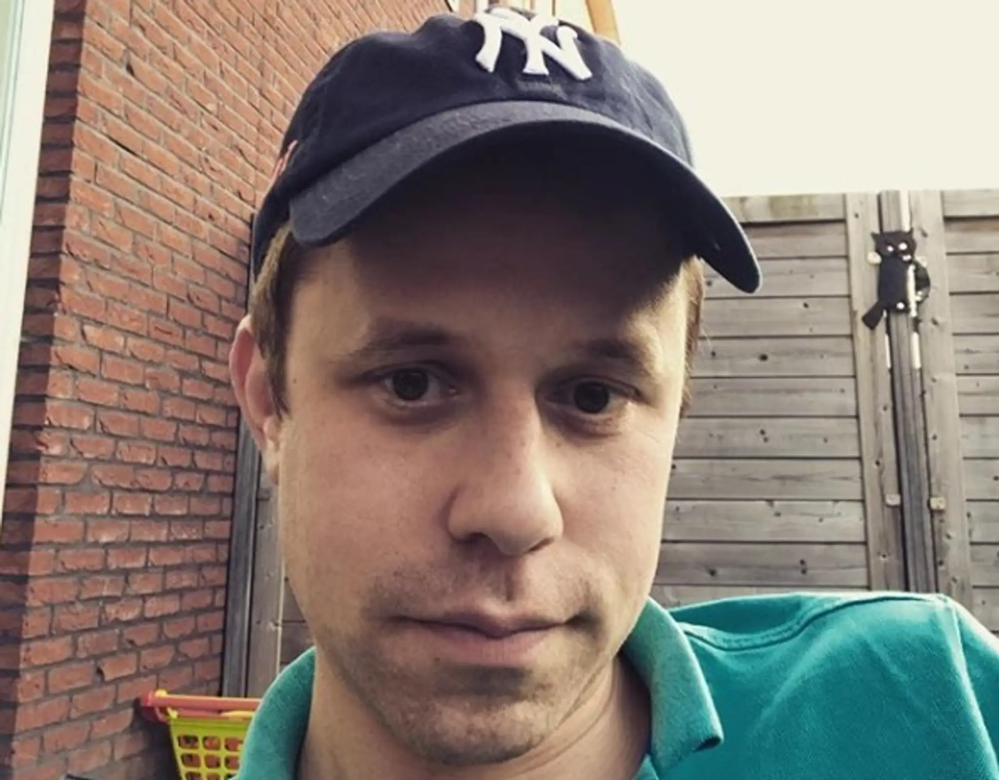 Ivo van Halen pátra po svojich súrodencoch