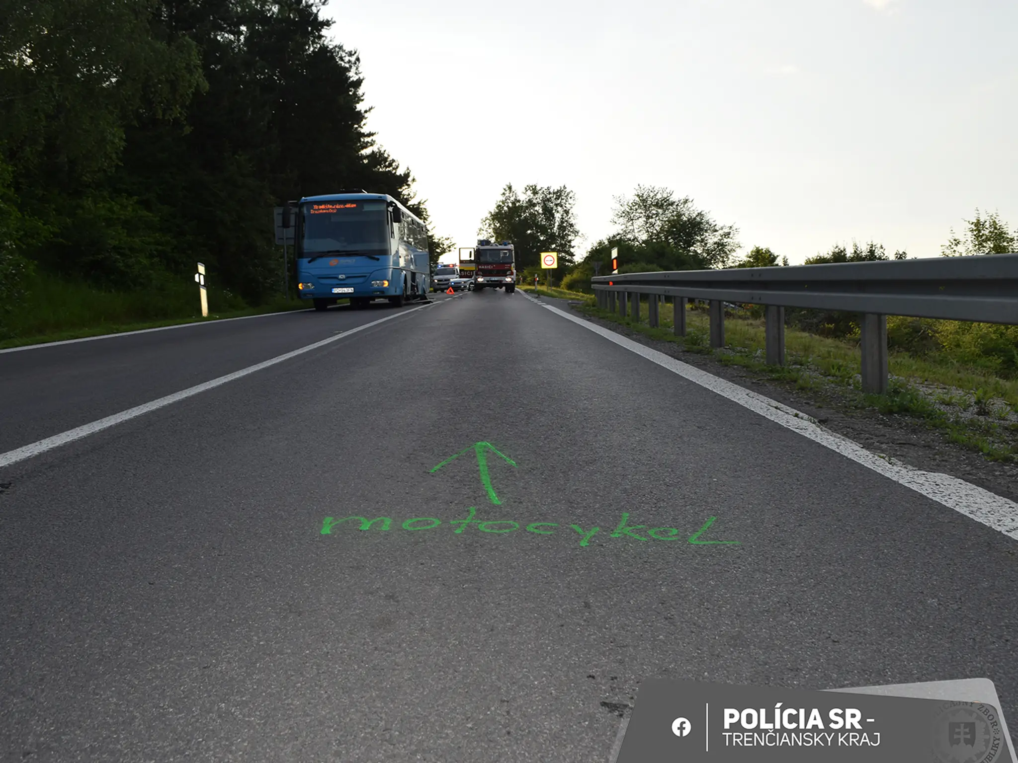Tragická nehoda pri Bánovciach nad Bebravou.