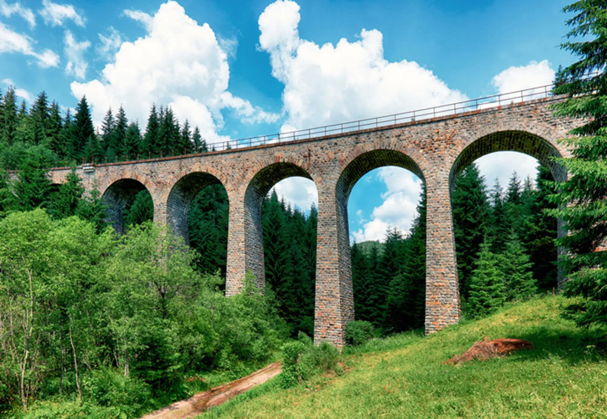 Kamenný most v Telgárte - Chmarošský viadukt.