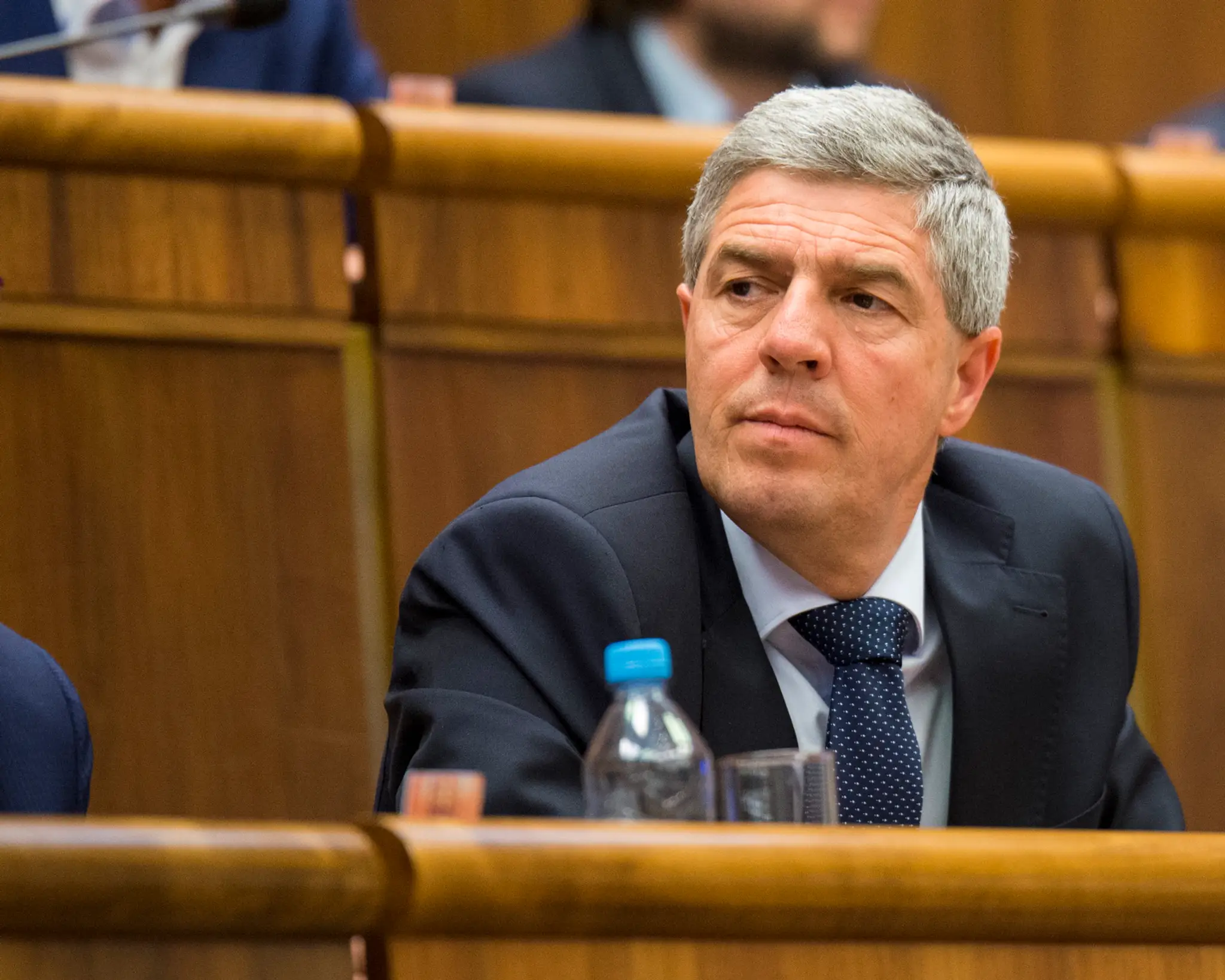Mimoriadna schôdza Národnej rady SR, ktorú iniciovali opozičné strany SaS a OĽaNO-NOVA s cieľom vysloviť nedôveru ministrovi vnú