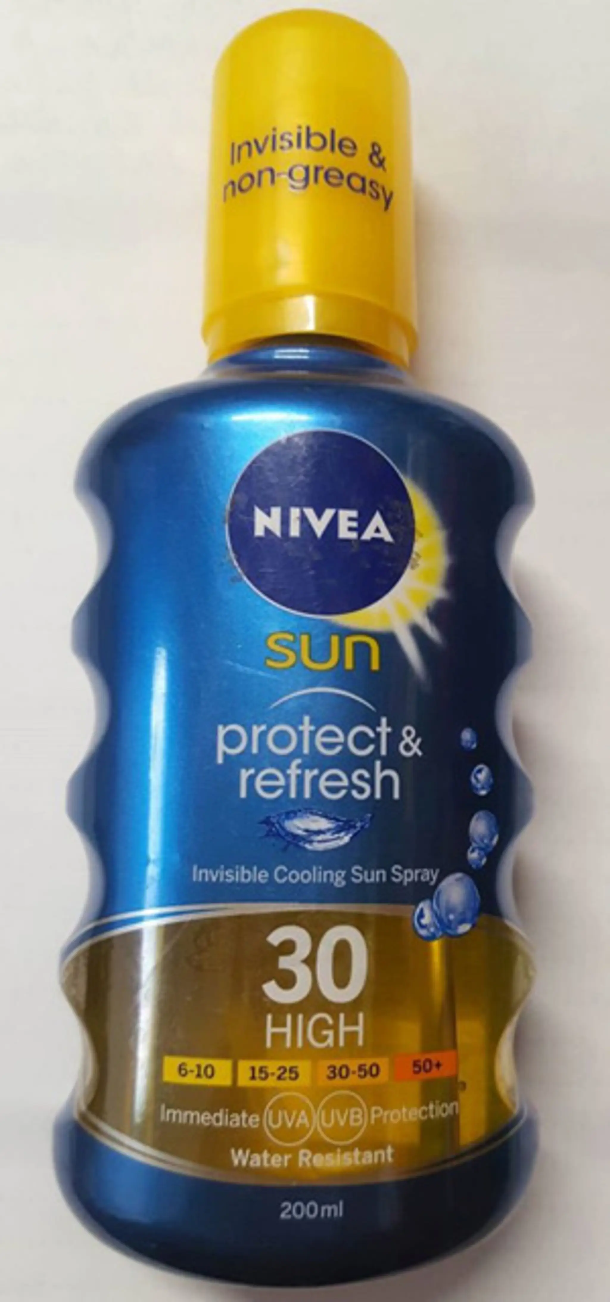 Nivea Sun protect & refresh Invisible Cooling Sun Spray