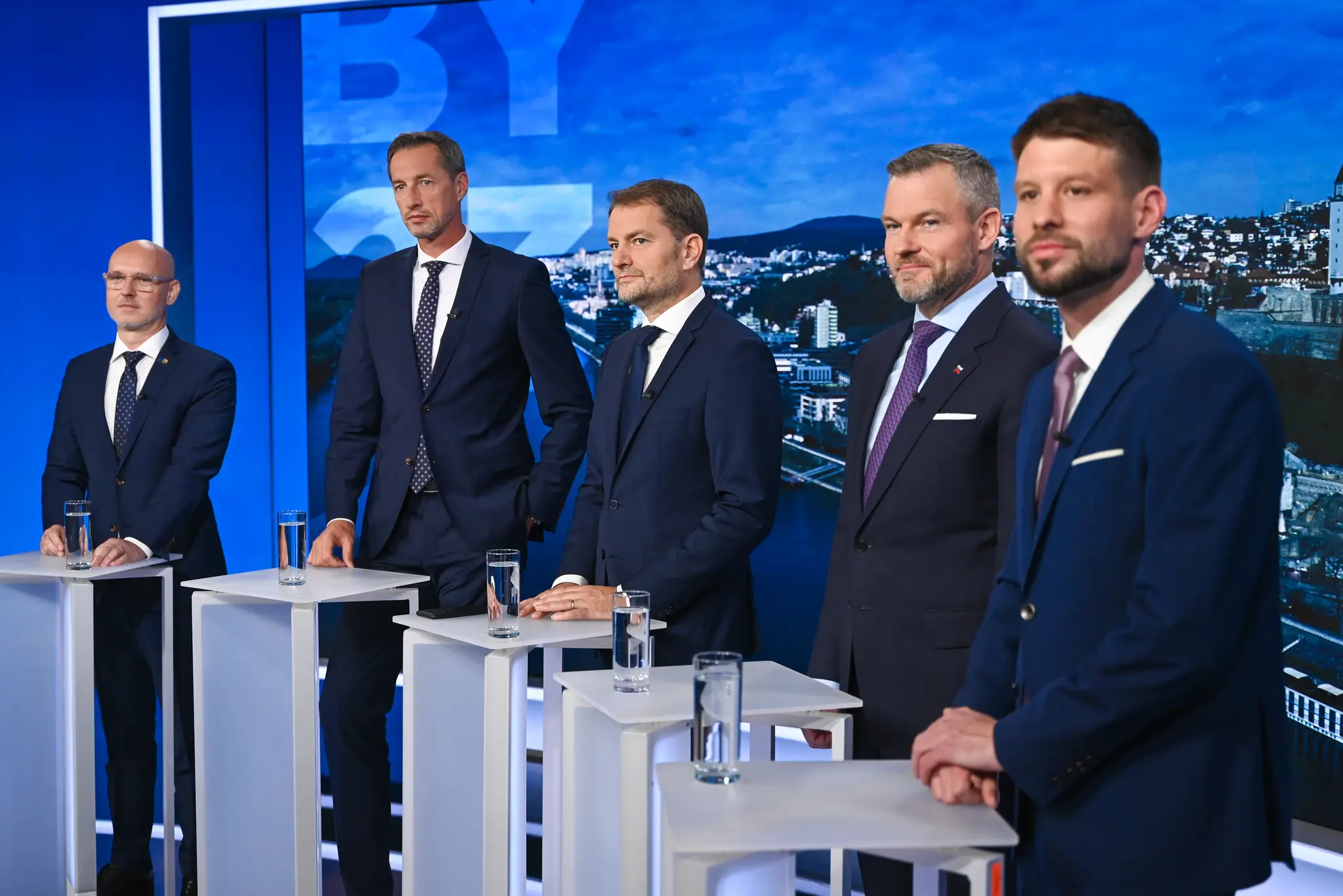 Branislav Gröhling, Milan Majerský, Igor Matovič, Peter Pellegrini a Michal Šimečka.
