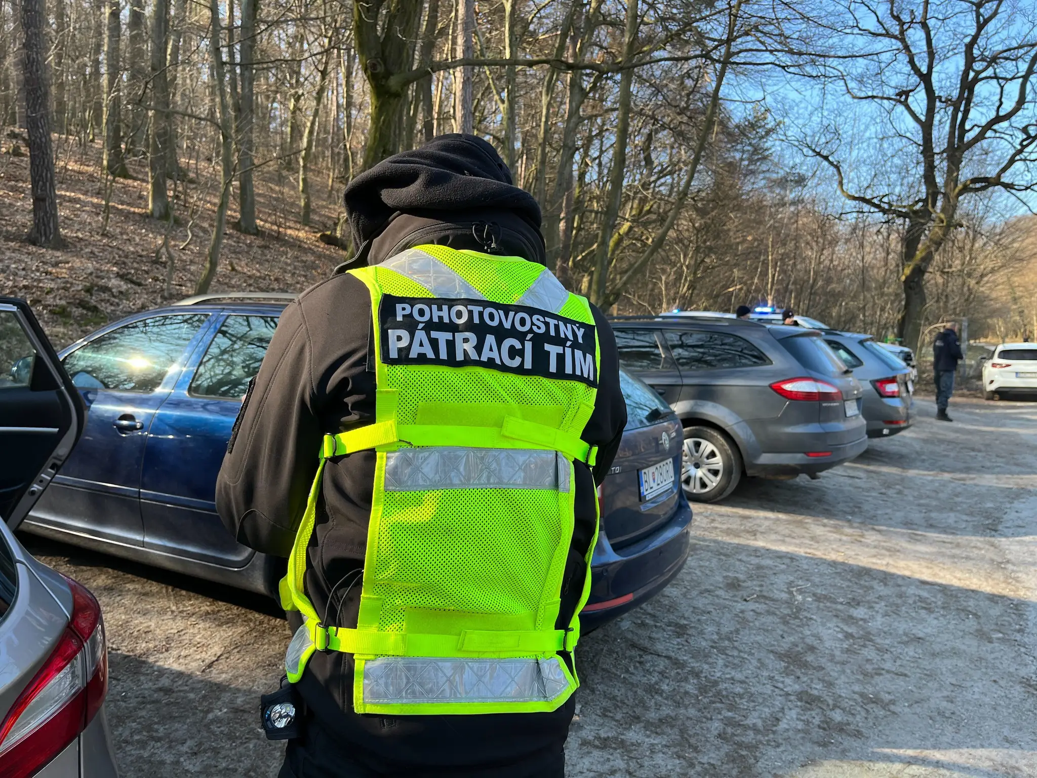 Polícia pátra od skorého rána