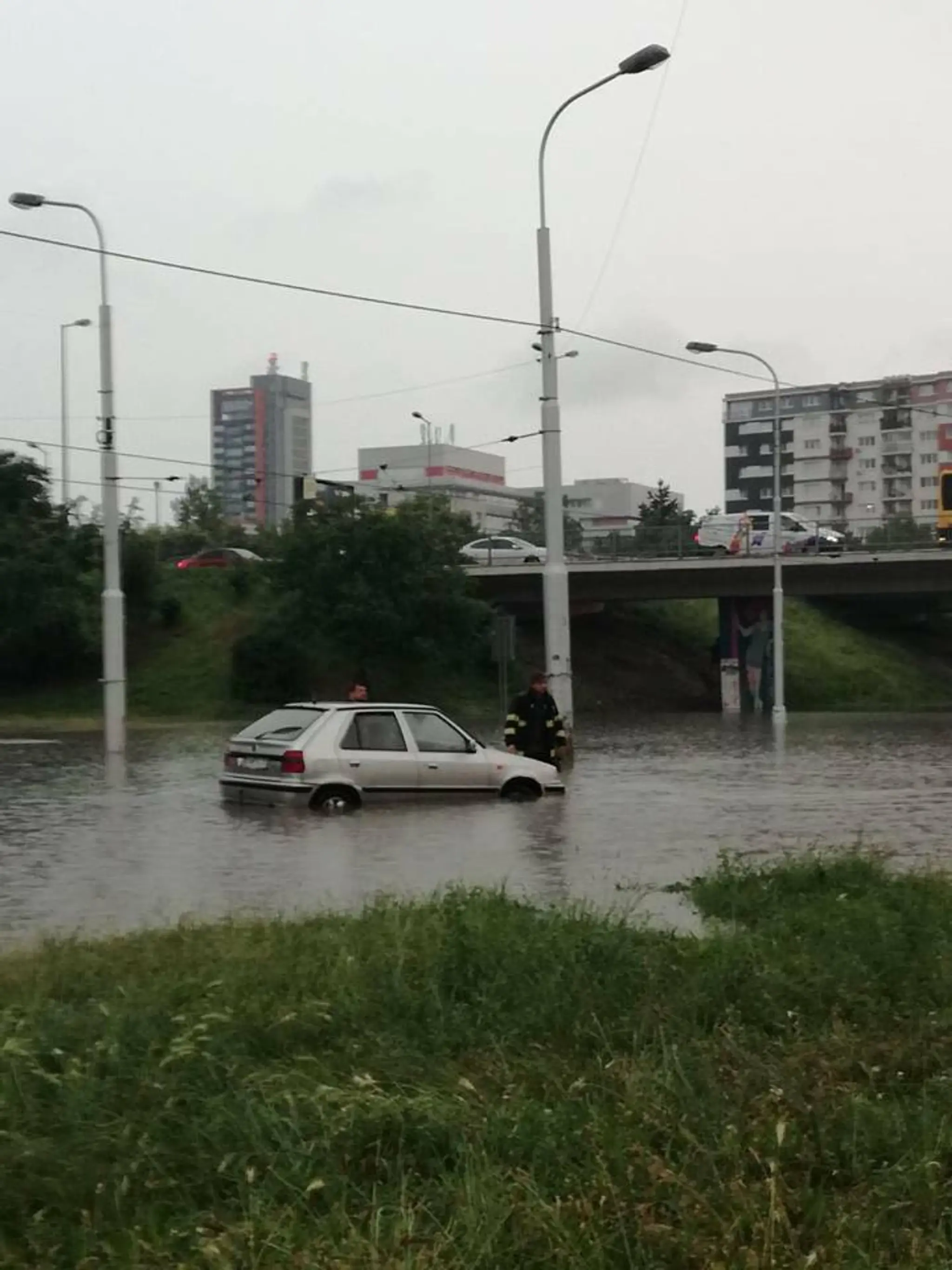 Bratislava po búrke