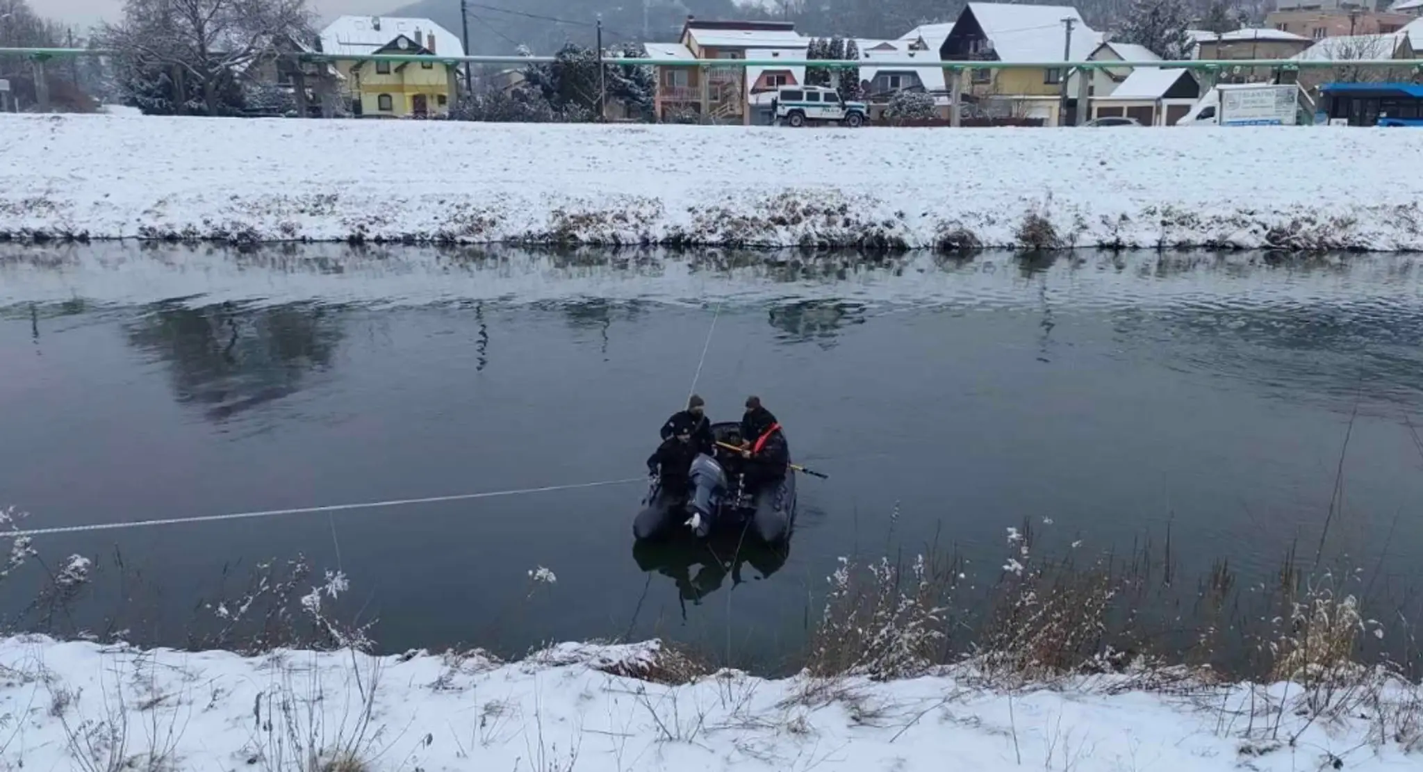 Z rieky Hornád vylovili mužské telo.