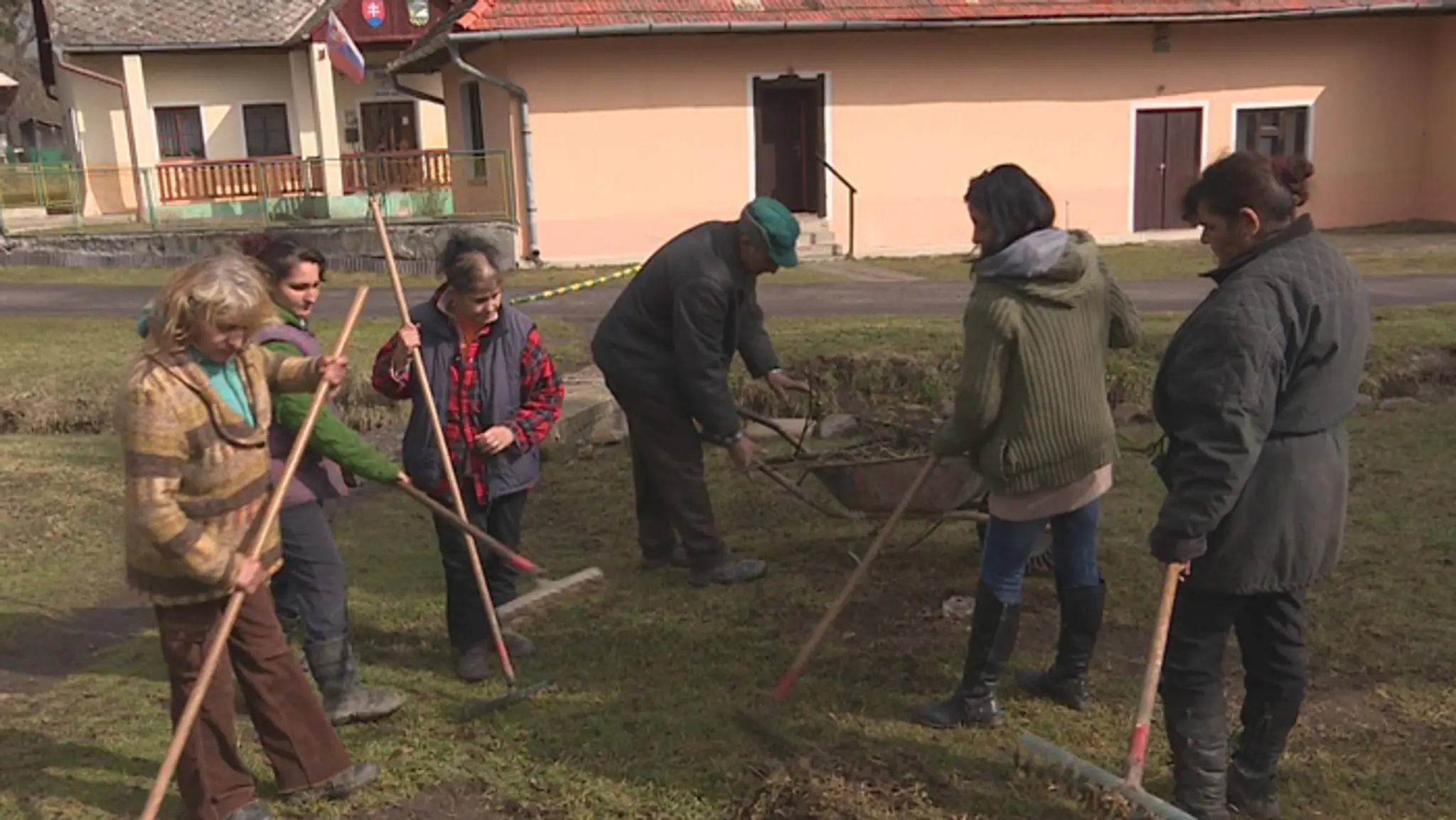 Obyvatelia Čeloviec.