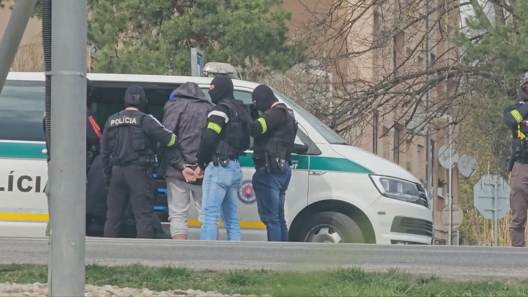 Policajná akcia v Topoľčanoch