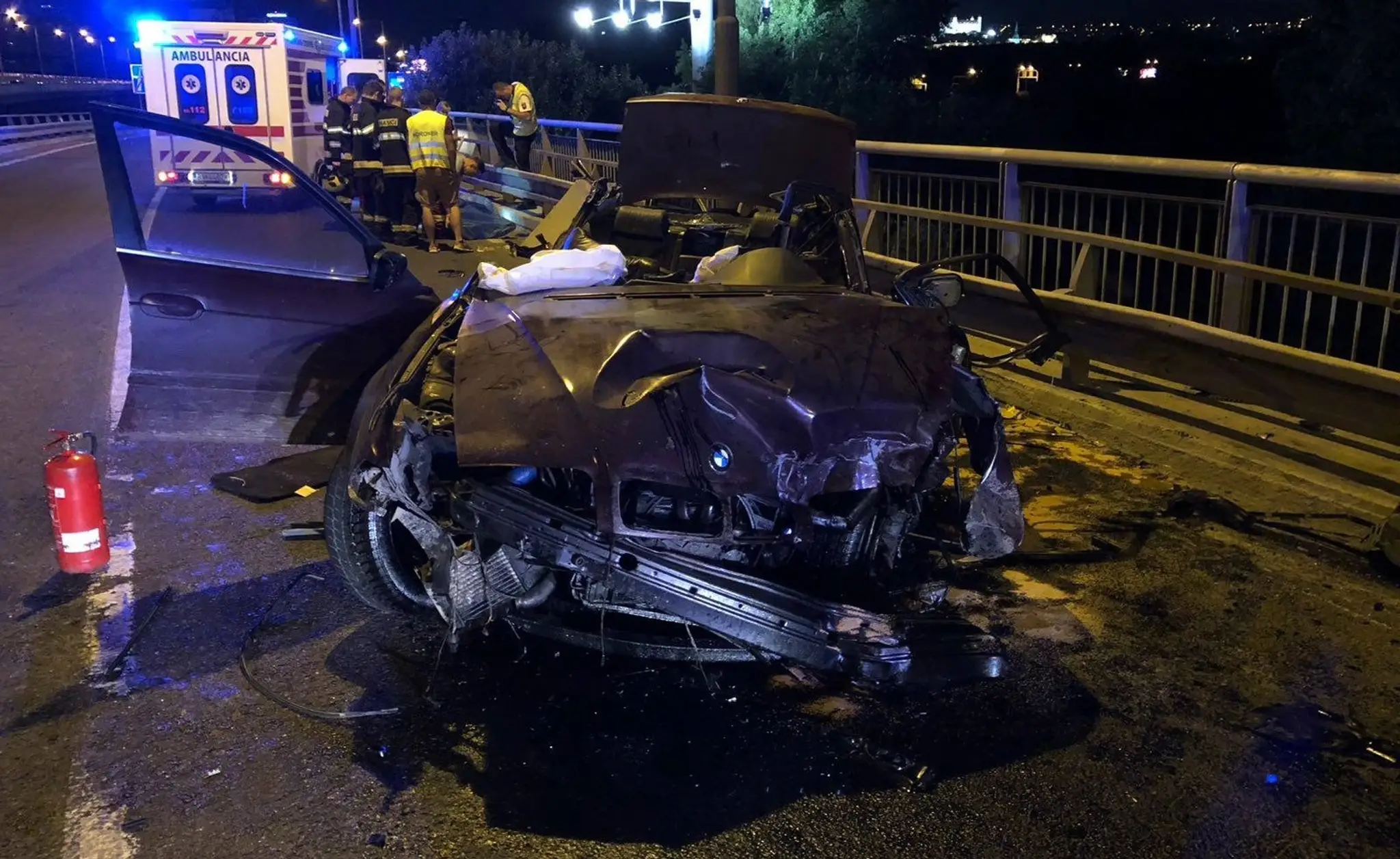 Mladík (18) sa zabil na BMW v Bratislave