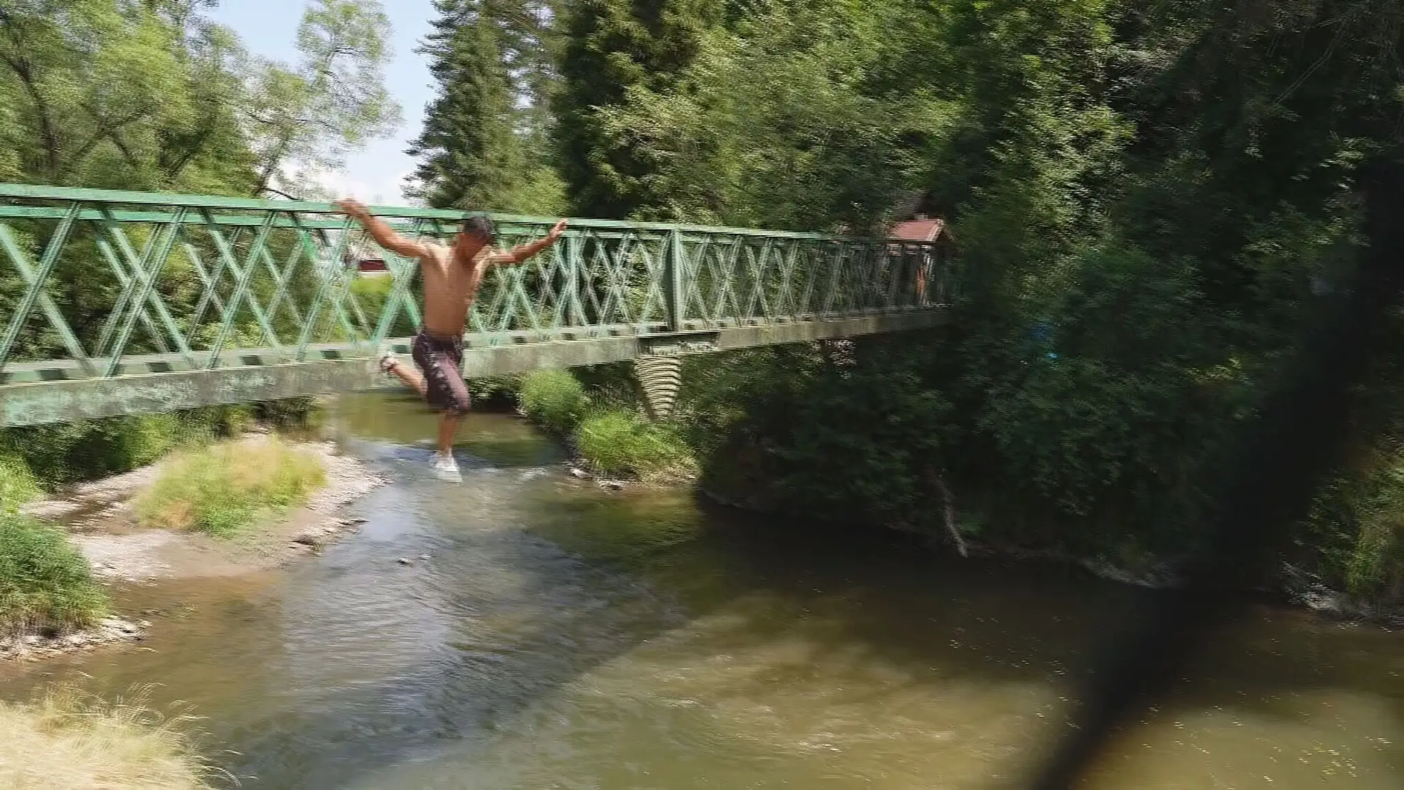 Zakázané kúpanie v Hornáde.