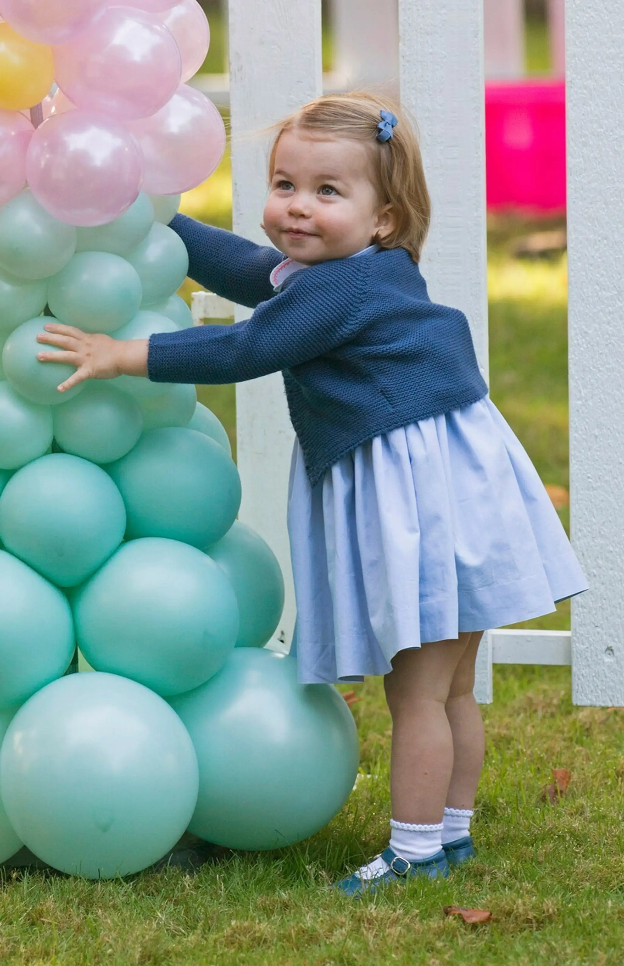 Princ George a princezná Charlotte