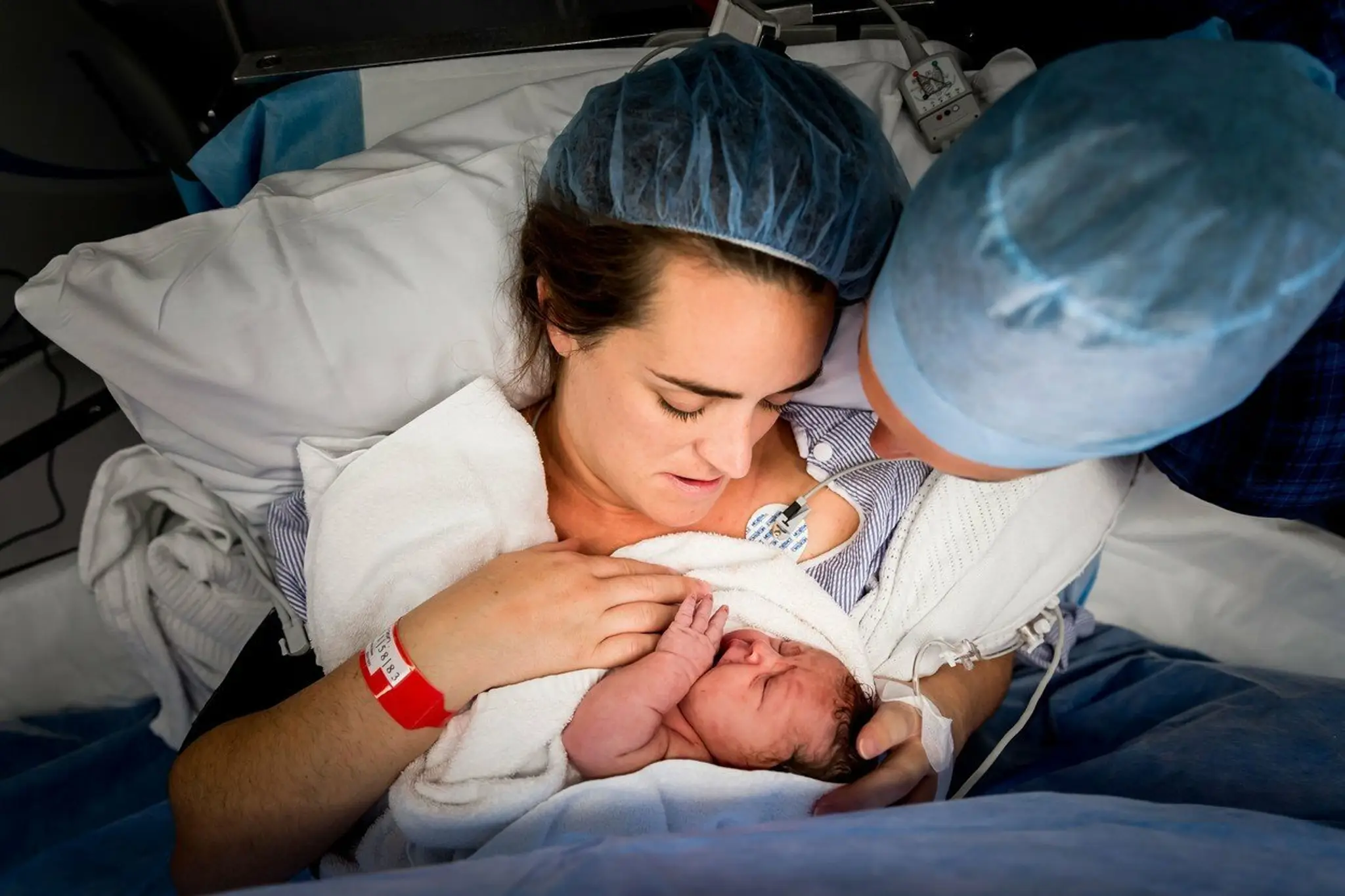 Špeciálne puto medzi mamičkou Stephanie a dcérkou Oliviou vzniklo pár minút po jej príchode na svet.