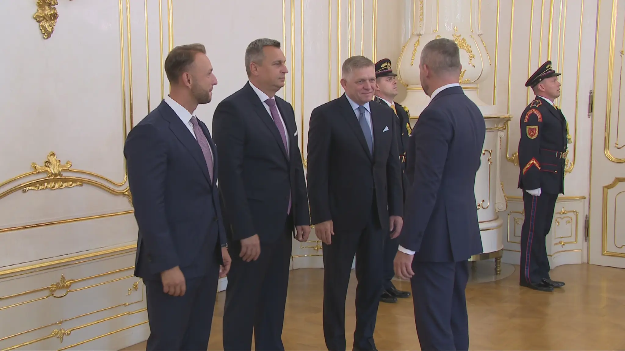 Sprava prezident Peter Pellegrini, premiér Robert Fico, predseda SNS Andrej Danko a minister vnútra Matúš Šutaj Eštok.