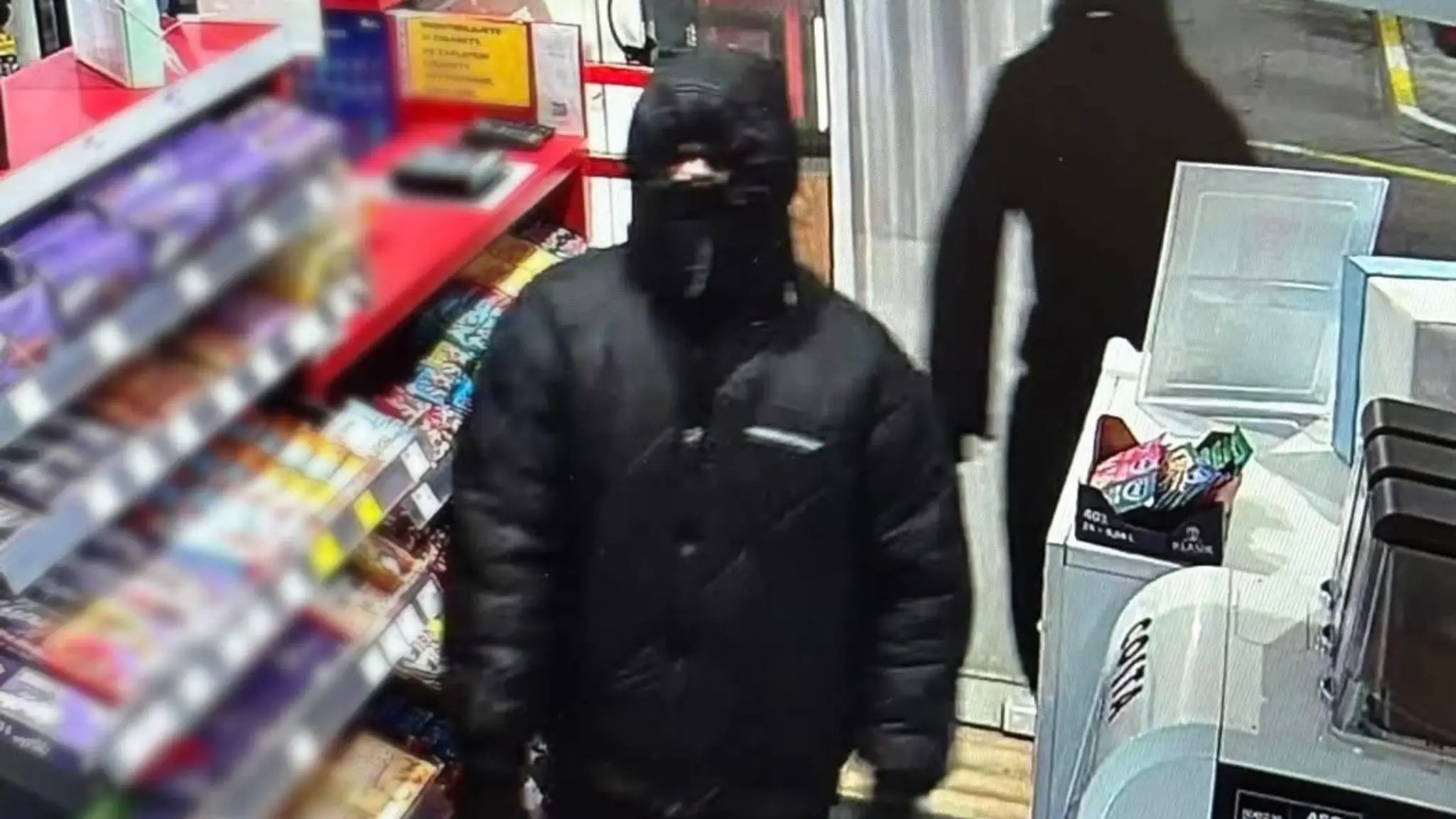 Zlodeji prepadli čerpaciu stanicu v Malackách