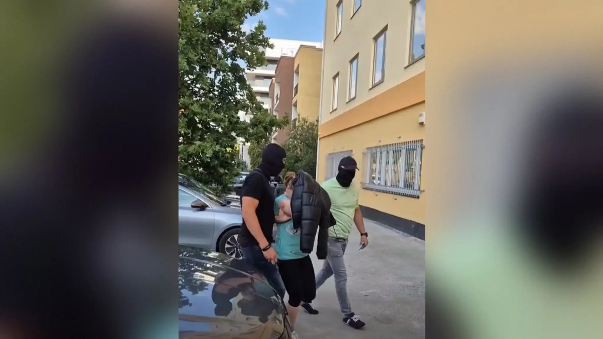 Bodla muža do hrude po hádke.